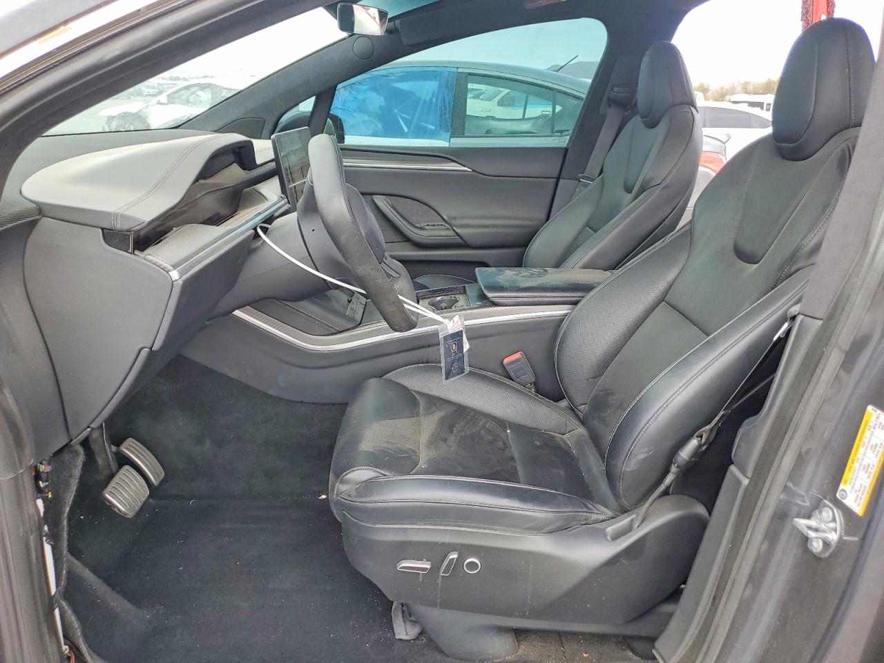 2022 Tesla Model X Угольный vin: 7SAXCBE67NF349408