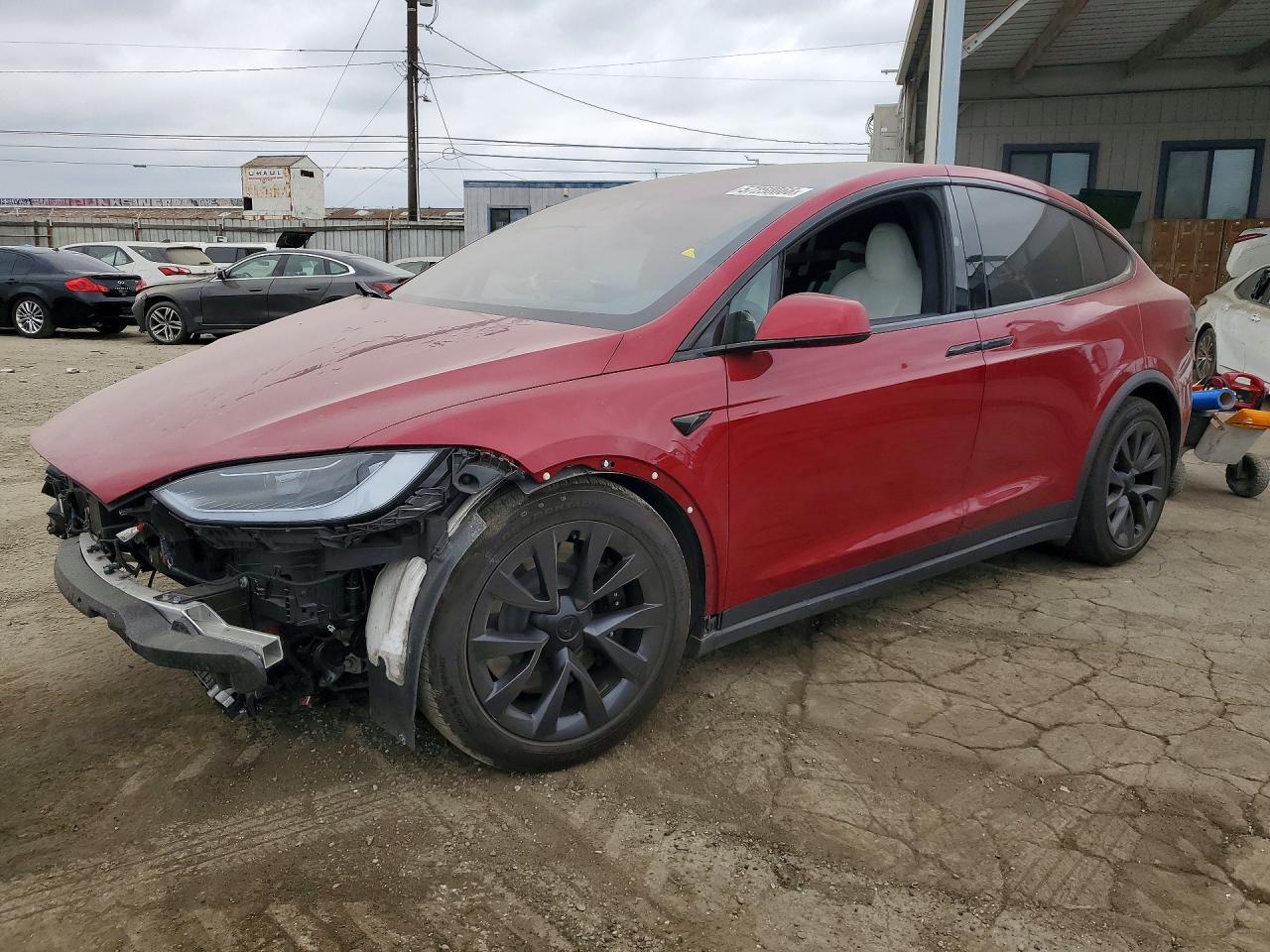2024 Tesla Model X Red vin: 7SAXCDE50RF461024