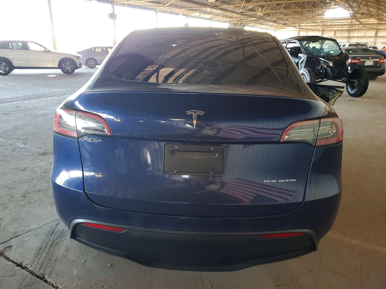 2023 Tesla Model Y Синий vin: 7SAYGAEE0PF682627