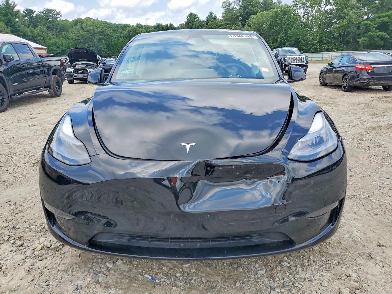 2023 Tesla Model Y Black vin: 7SAYGAEE5PF799958