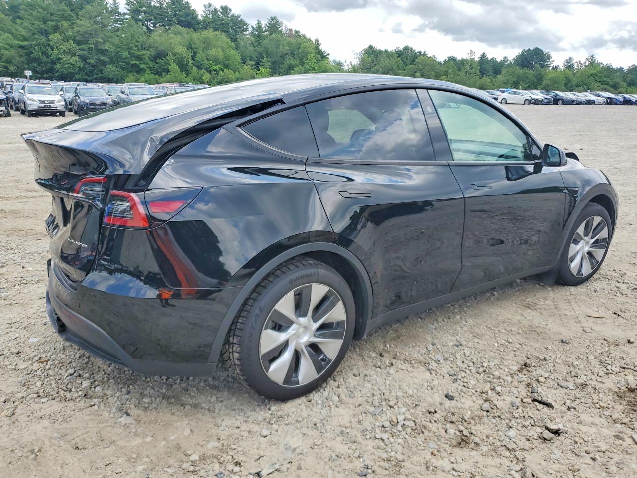 2023 Tesla Model Y Black vin: 7SAYGAEE5PF799958