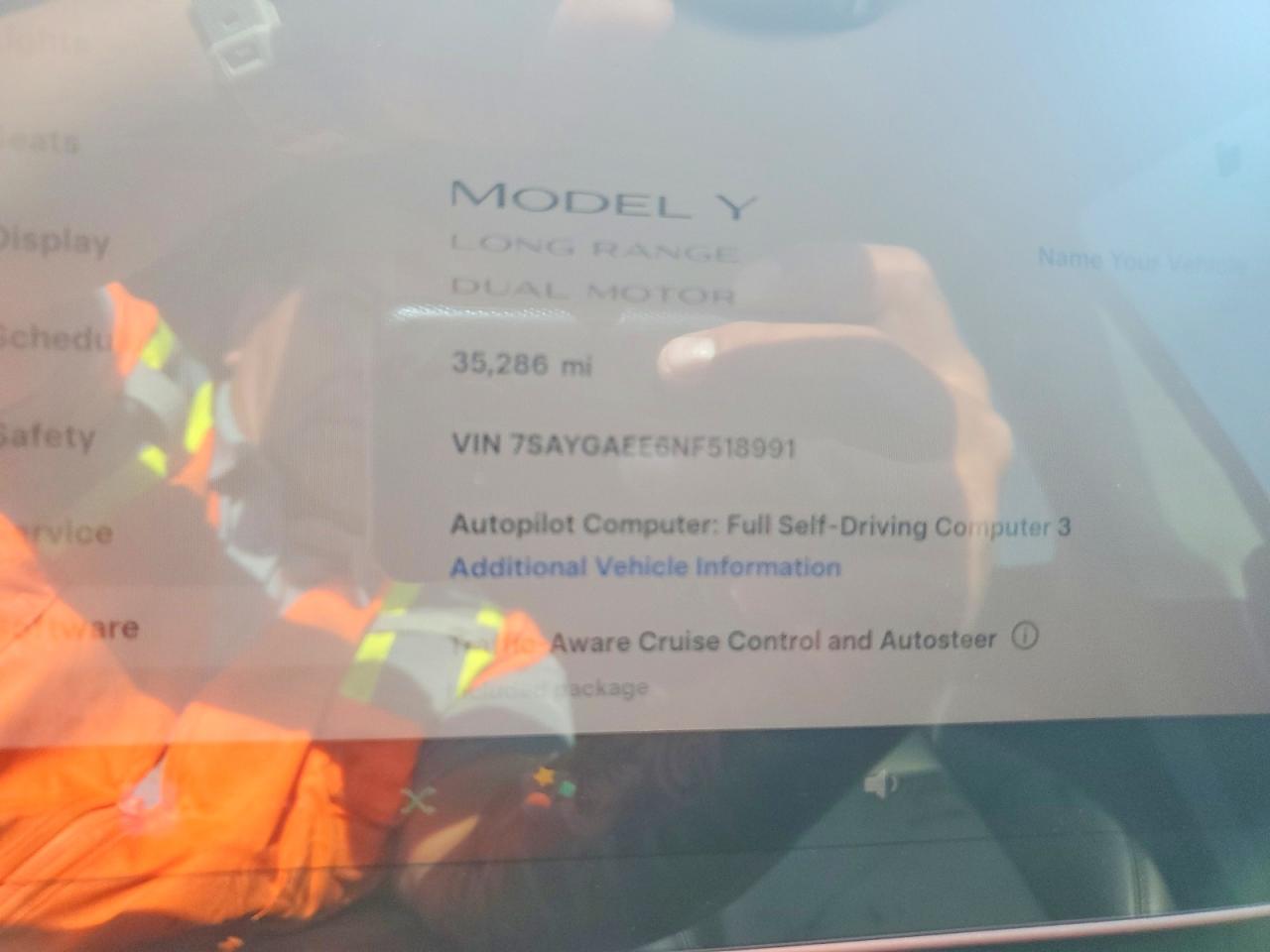 2022 Tesla Model Y White vin: 7SAYGAEE6NF518991