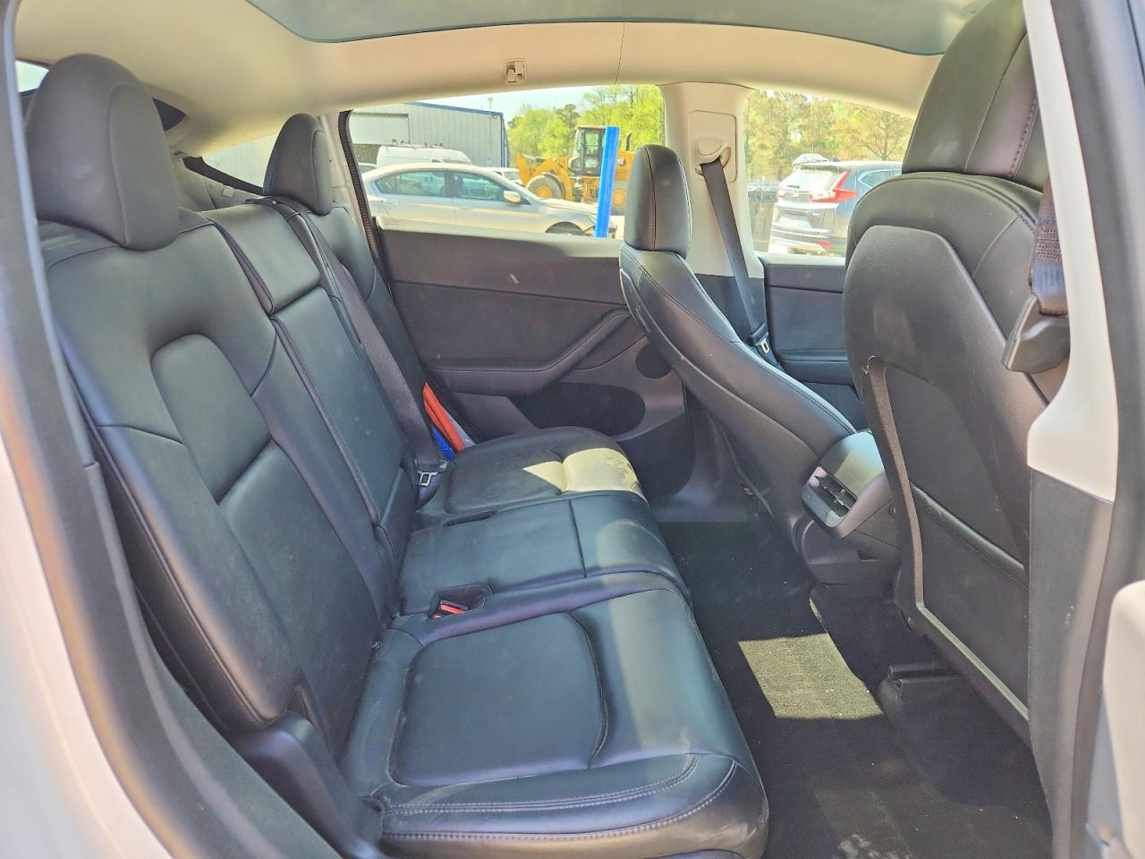 2023 Tesla Model Y White vin: 7SAYGAEE6PF599137