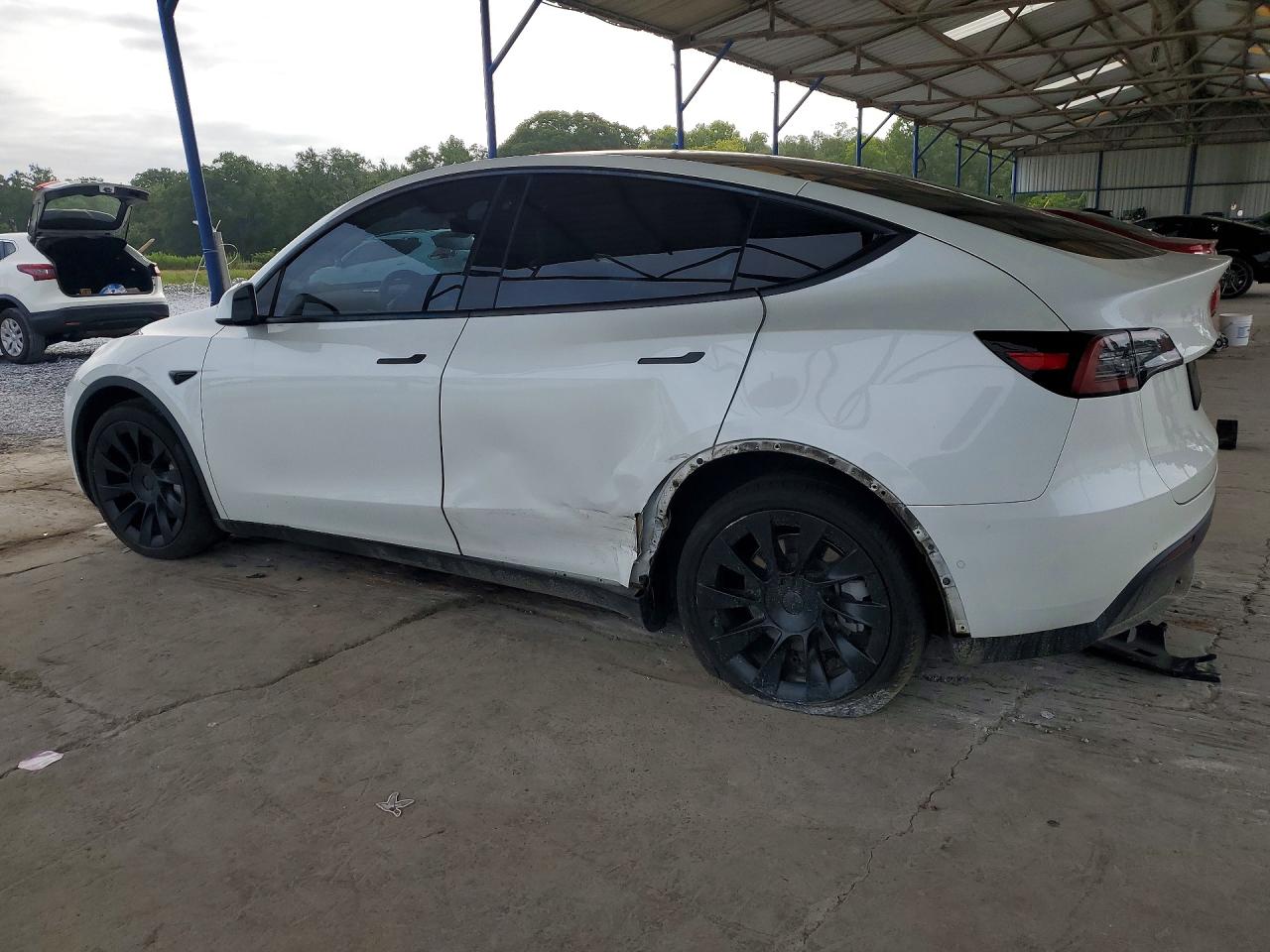 2022 Tesla Model Y White vin: 7SAYGAEE7NF337527