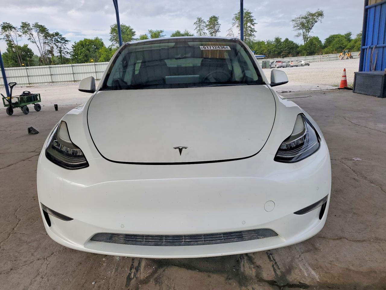 2022 Tesla Model Y White vin: 7SAYGAEE7NF337527