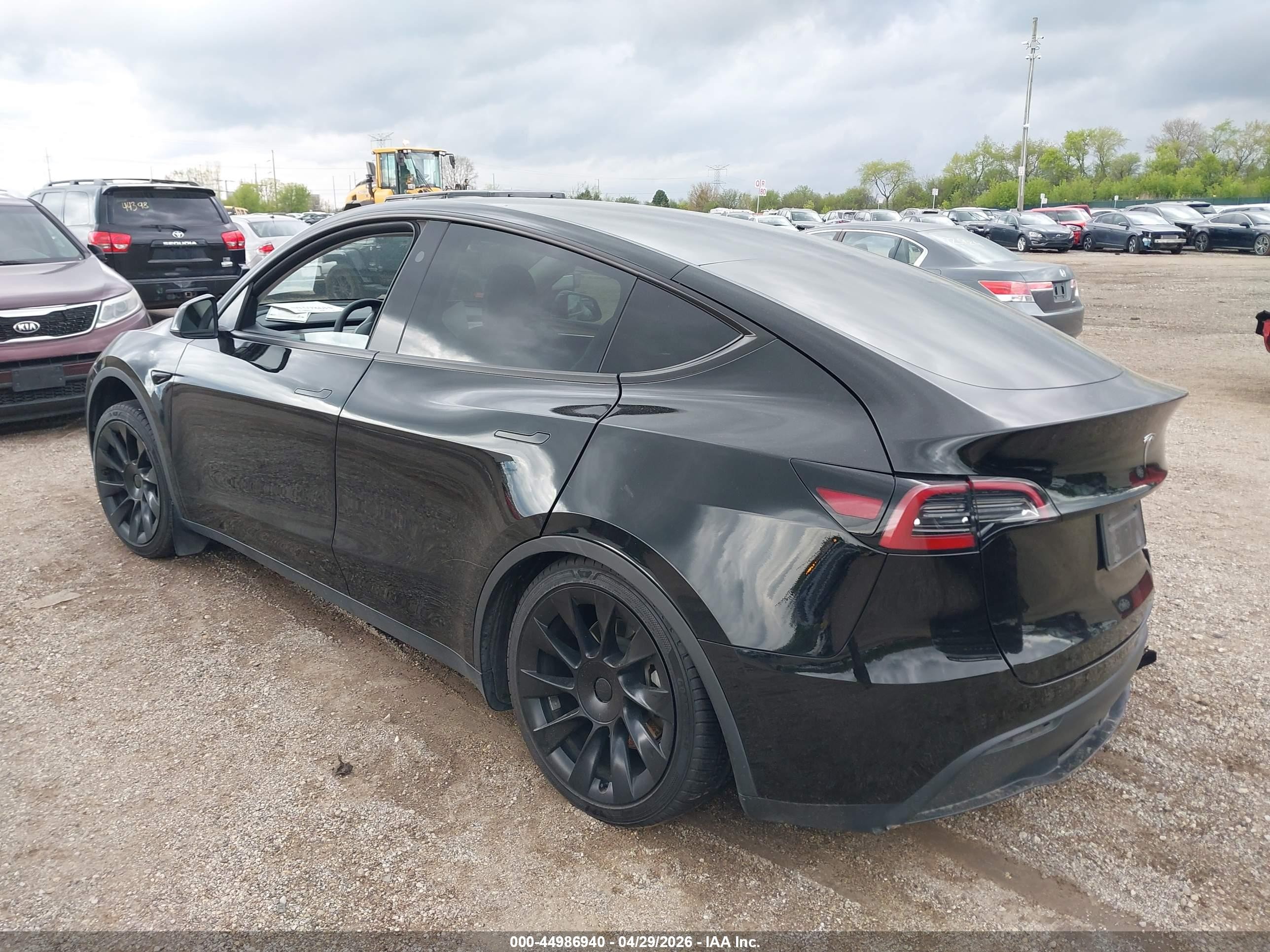 2023 Tesla Model Y Awd/long Range Dual Motor All-wheel Drive Black vin: 7SAYGAEE8PF924757