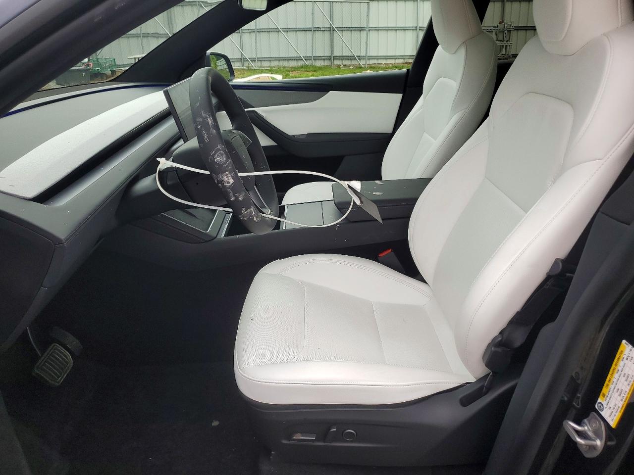 2026 Tesla Model Y Charcoal vin: 7SAYGDED0TA684913