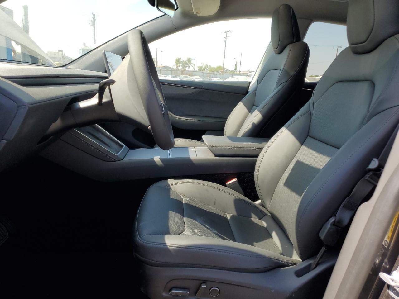 2026 Tesla Model Y Gray vin: 7SAYGDED1TF396241
