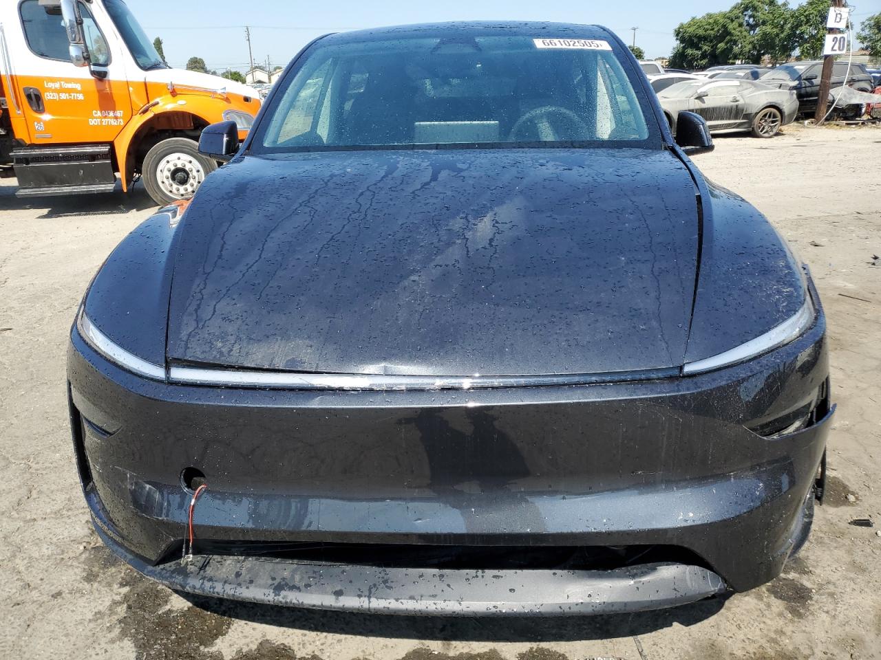2026 Tesla Model Y Gray vin: 7SAYGDED1TF396241