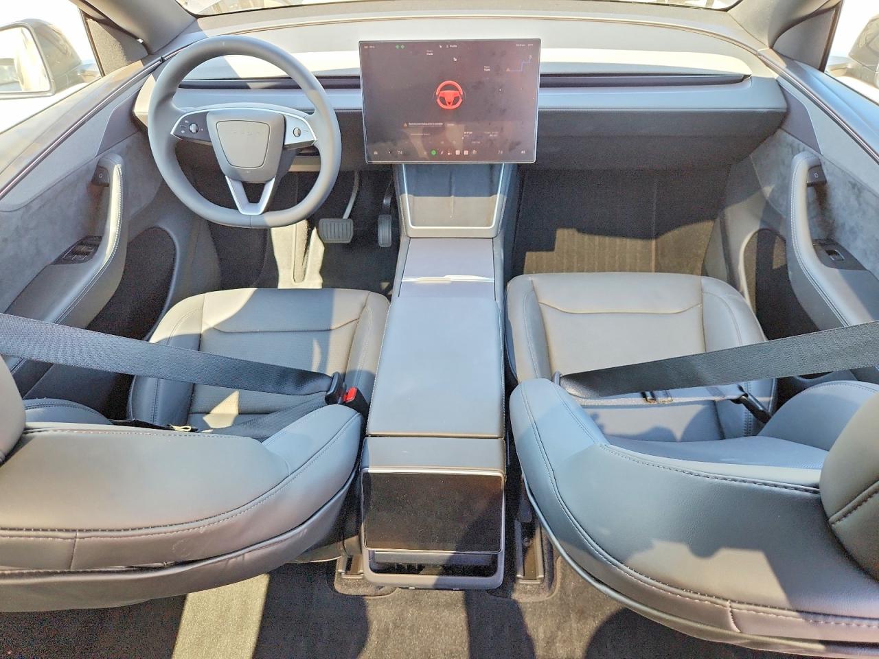 2026 Tesla Model Y Black vin: 7SAYGDED1TF660140