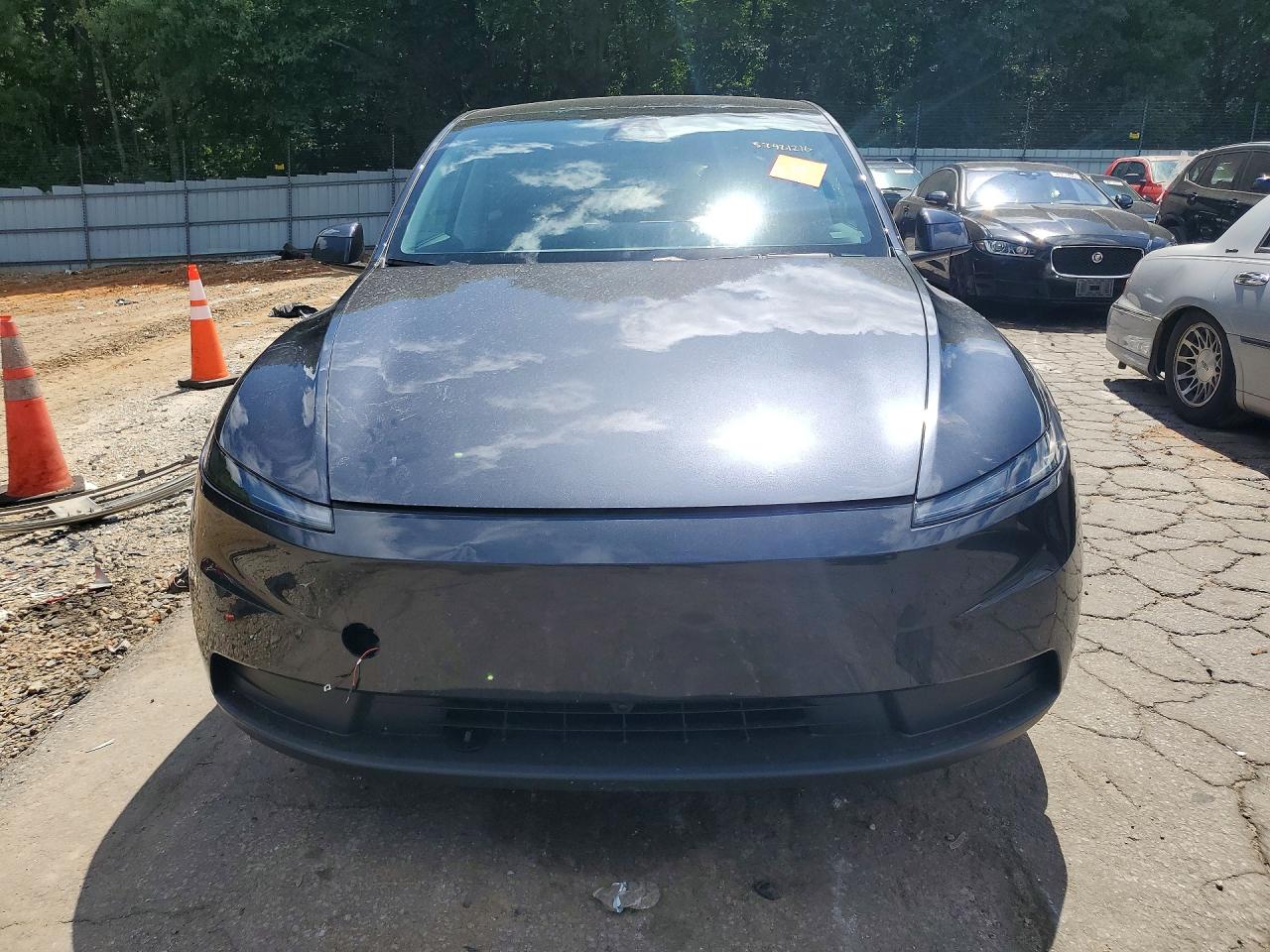 2026 Tesla Model Y Charcoal vin: 7SAYGDED2TA626334
