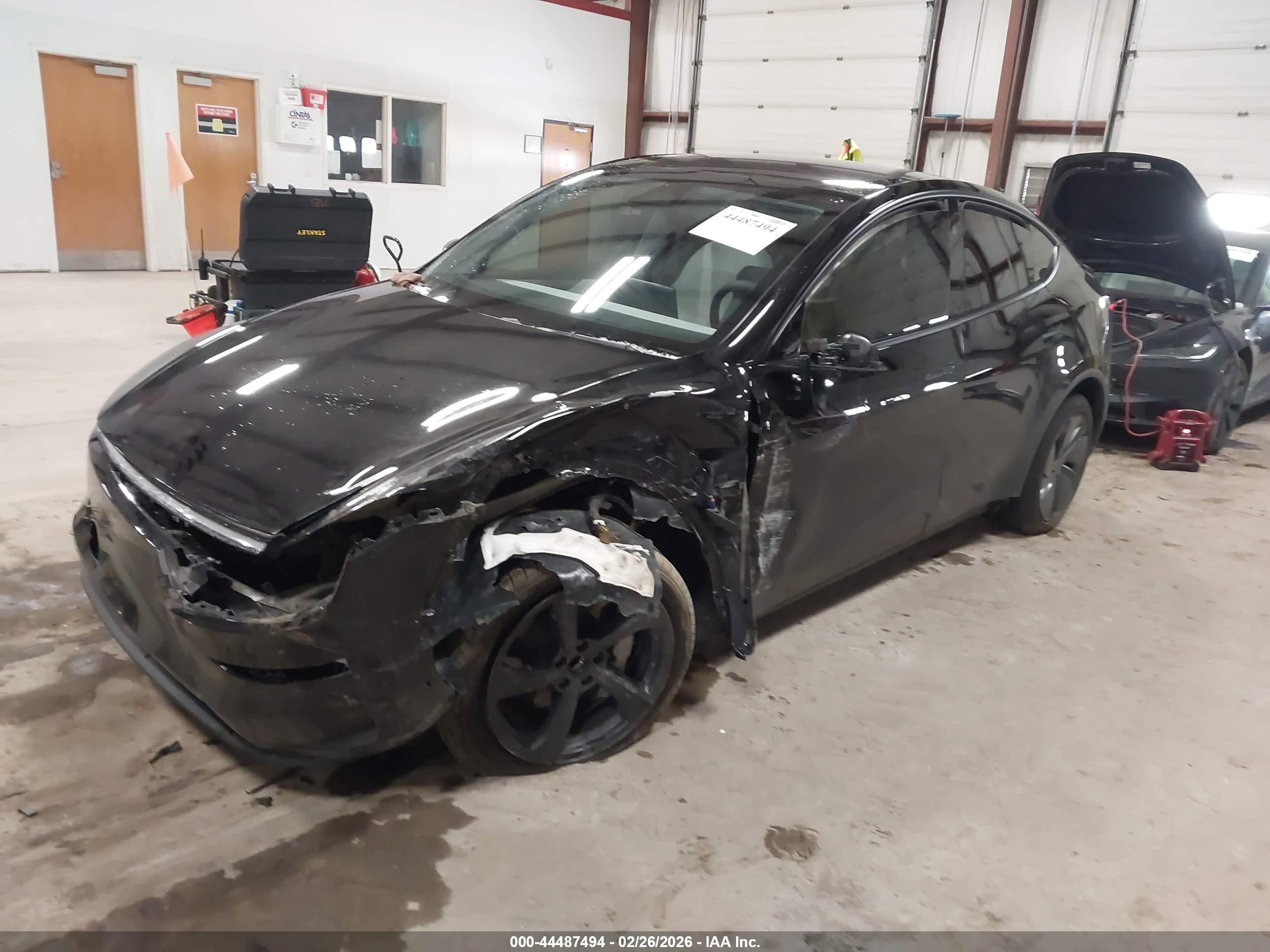 2026 Tesla Model Y Premium Rear-wheel Drive/standard Rear-wheel Drive Black vin: 7SAYGDED2TF518203