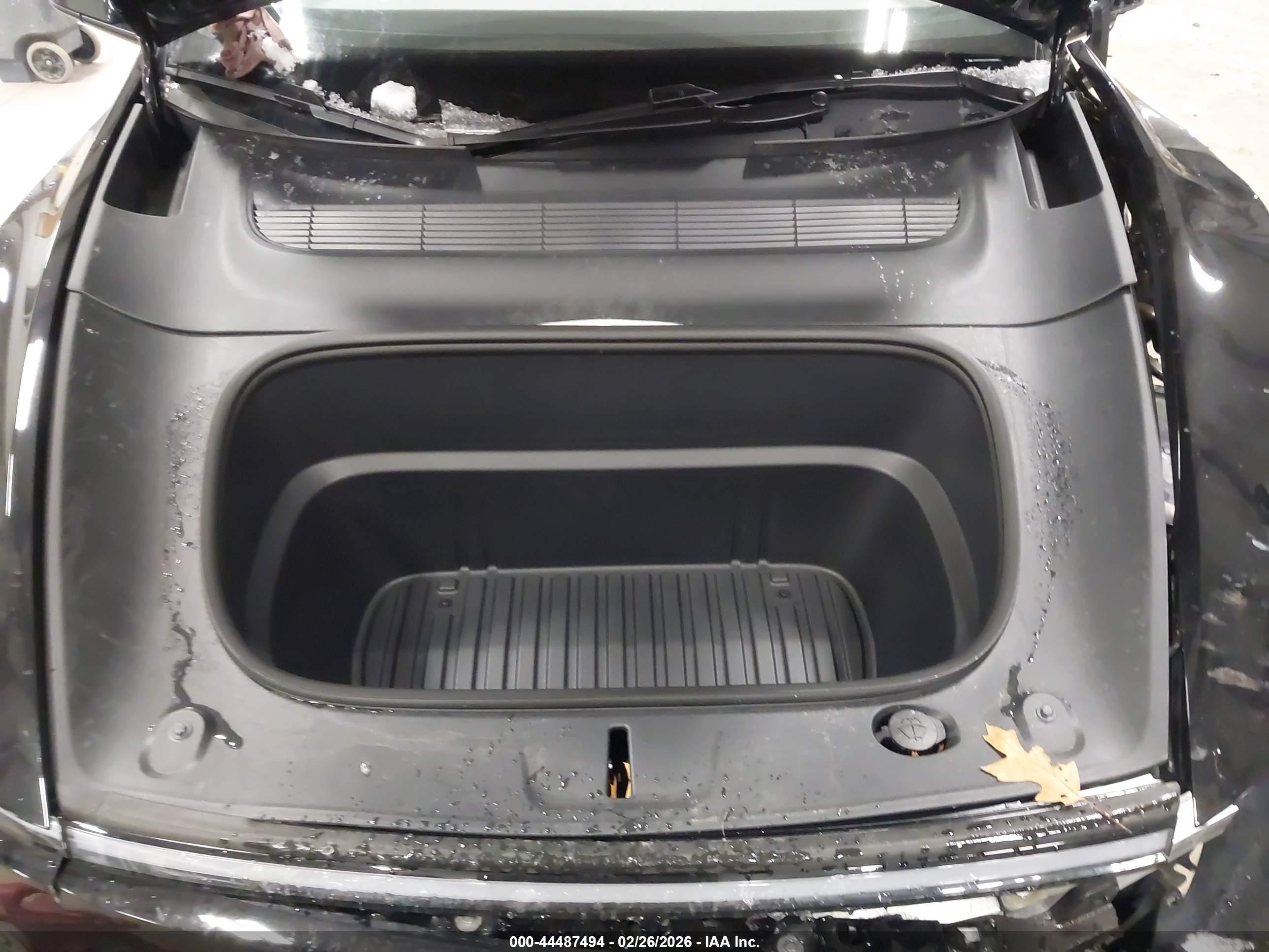 2026 Tesla Model Y Premium Rear-wheel Drive/standard Rear-wheel Drive Black vin: 7SAYGDED2TF518203