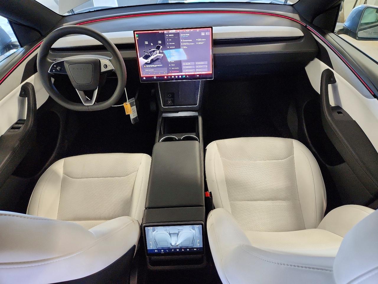 2026 Tesla Model Y Silver vin: 7SAYGDED2TF585996