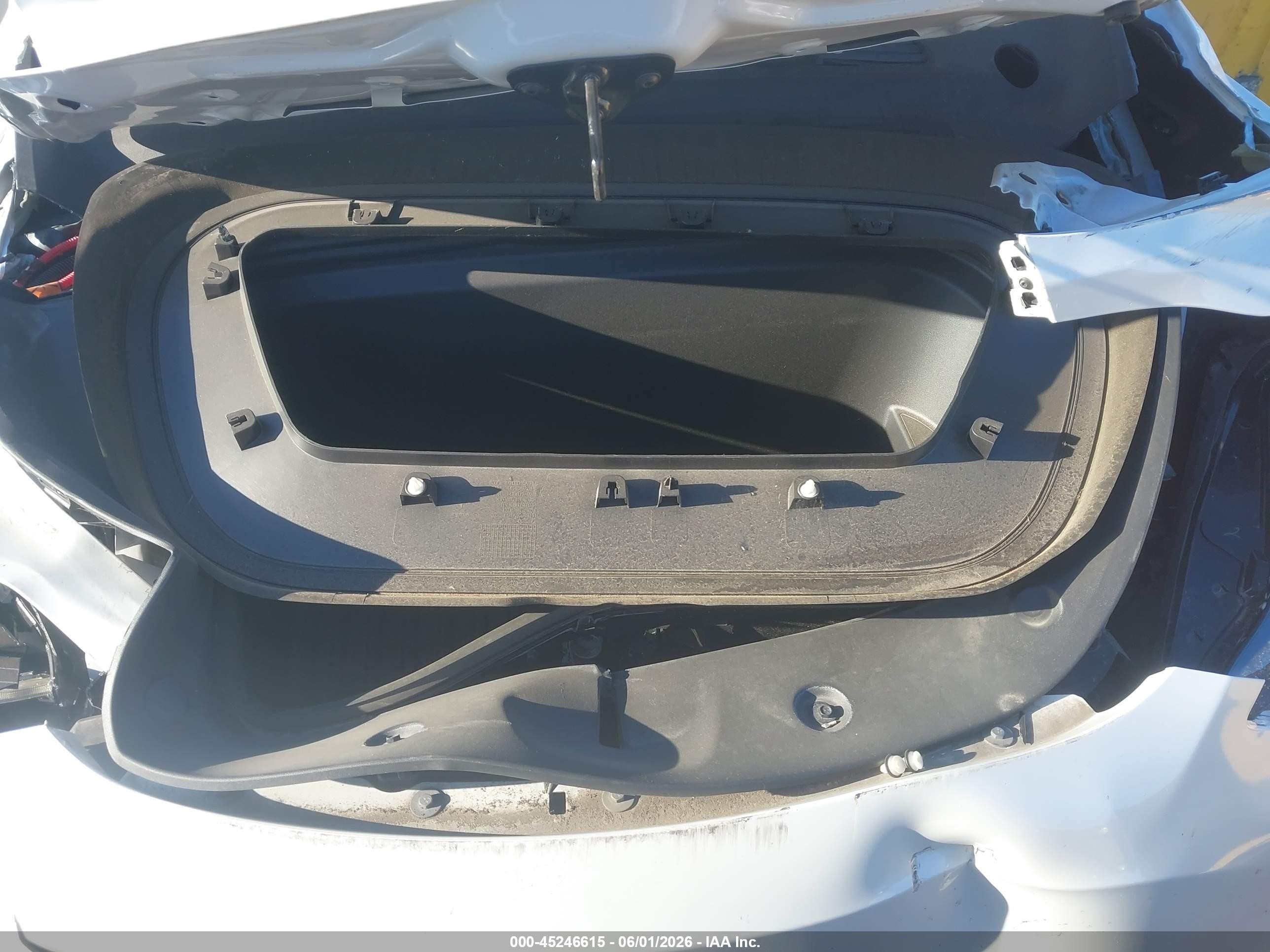 2023 Tesla Model Y Rwd Белый vin: 7SAYGDED3PF950241