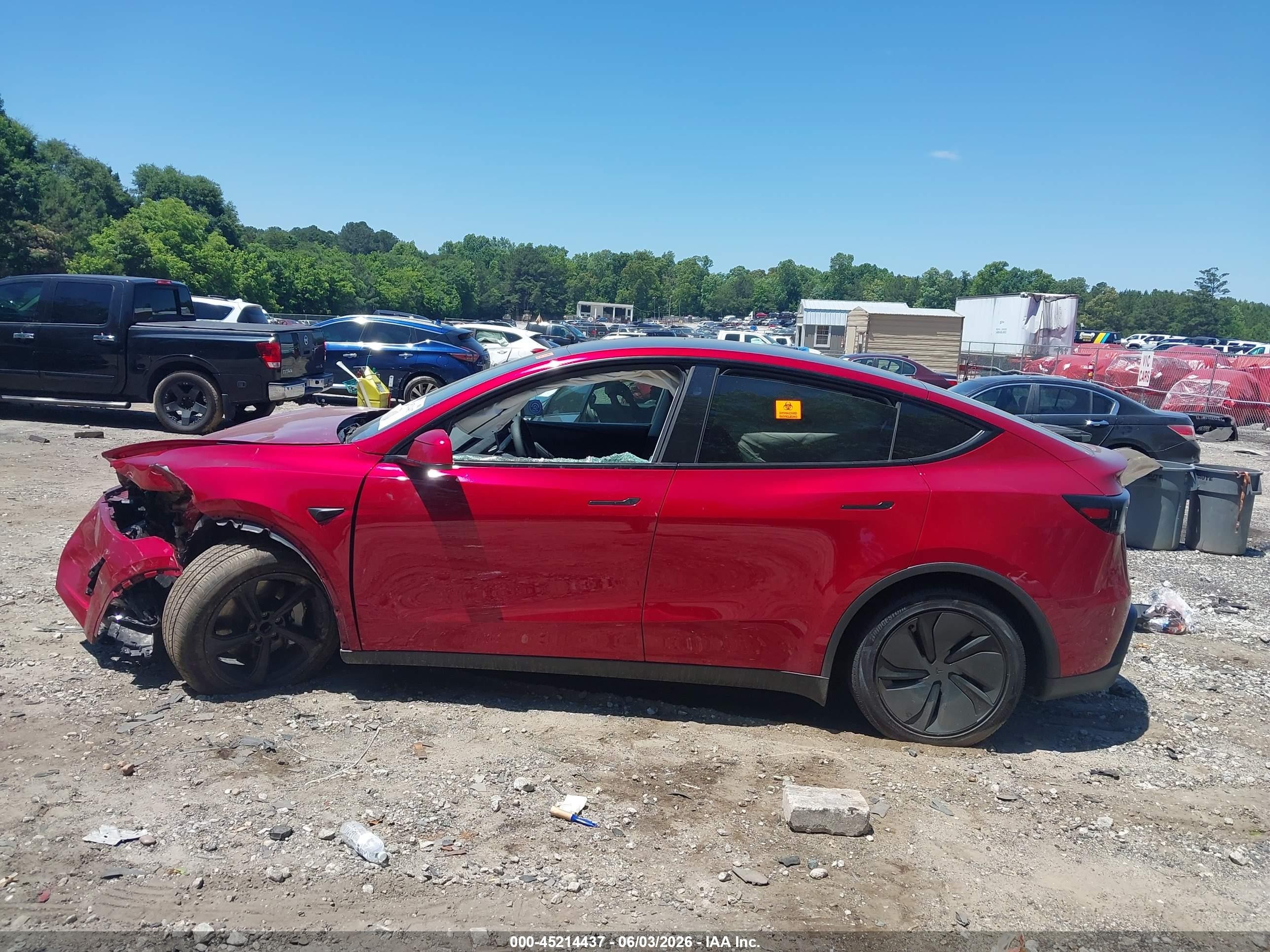 2026 Tesla Model Y Premium Rear-wheel Drive/rear-wheel Drive Red vin: 7SAYGDED3TA498718