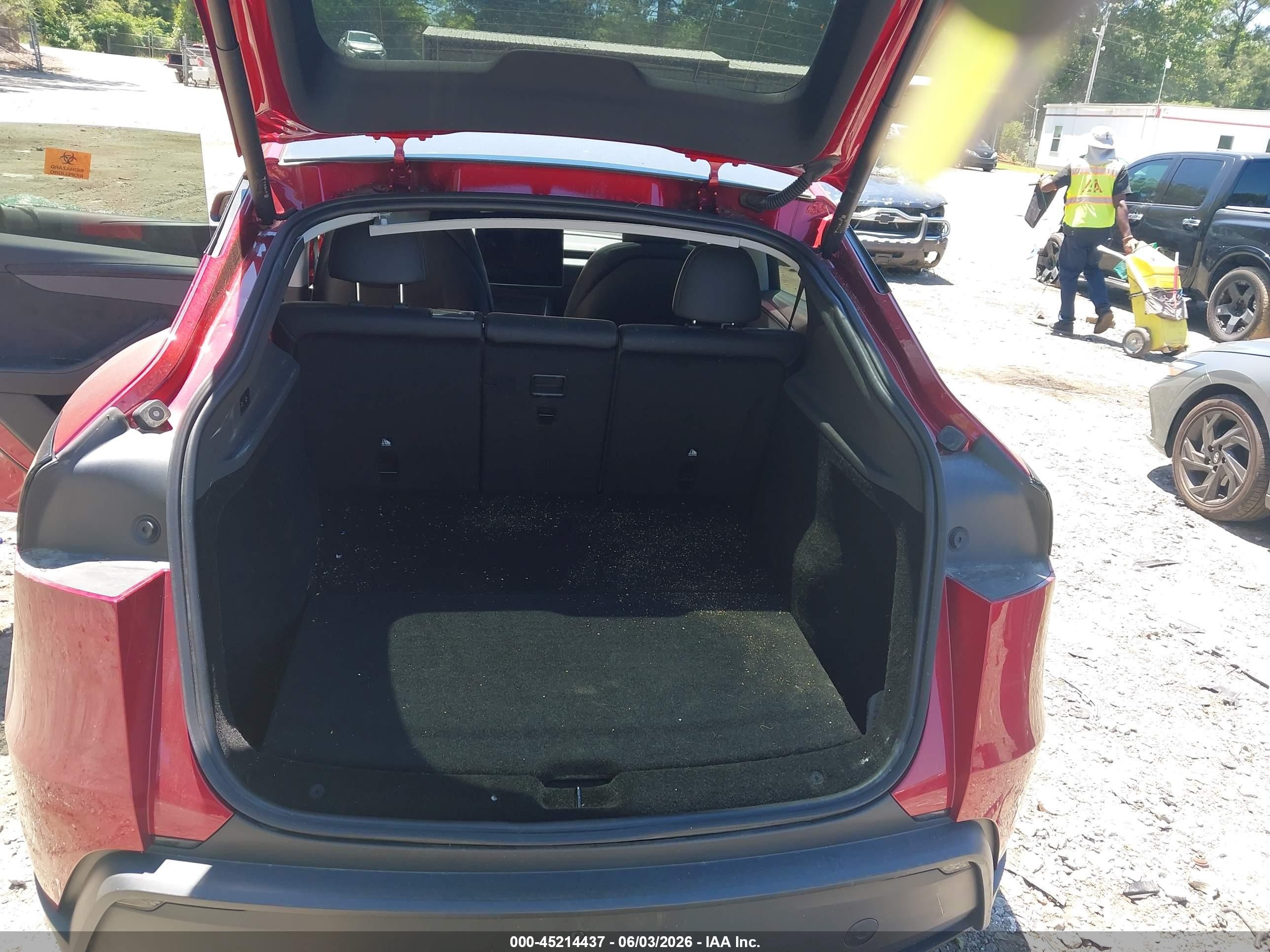 2026 Tesla Model Y Premium Rear-wheel Drive/rear-wheel Drive Red vin: 7SAYGDED3TA498718