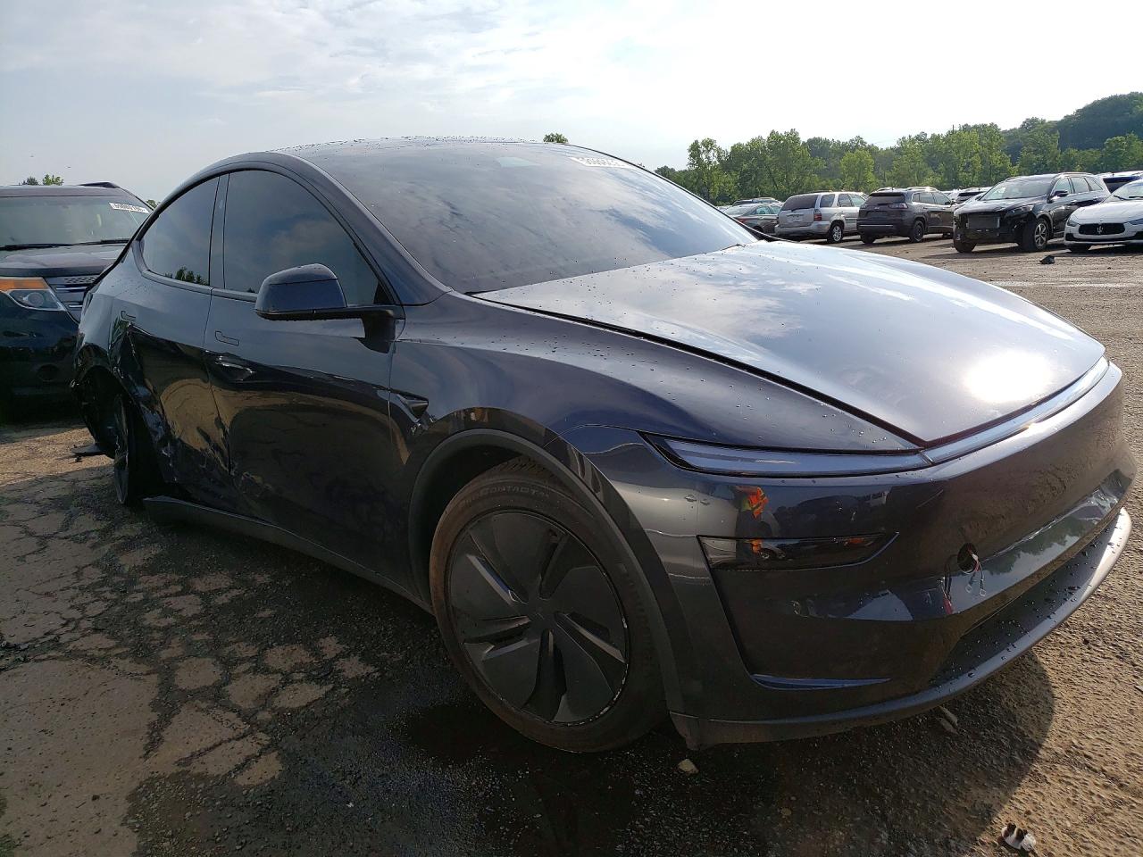 2026 Tesla Model Y Угольный vin: 7SAYGDED3TF434990
