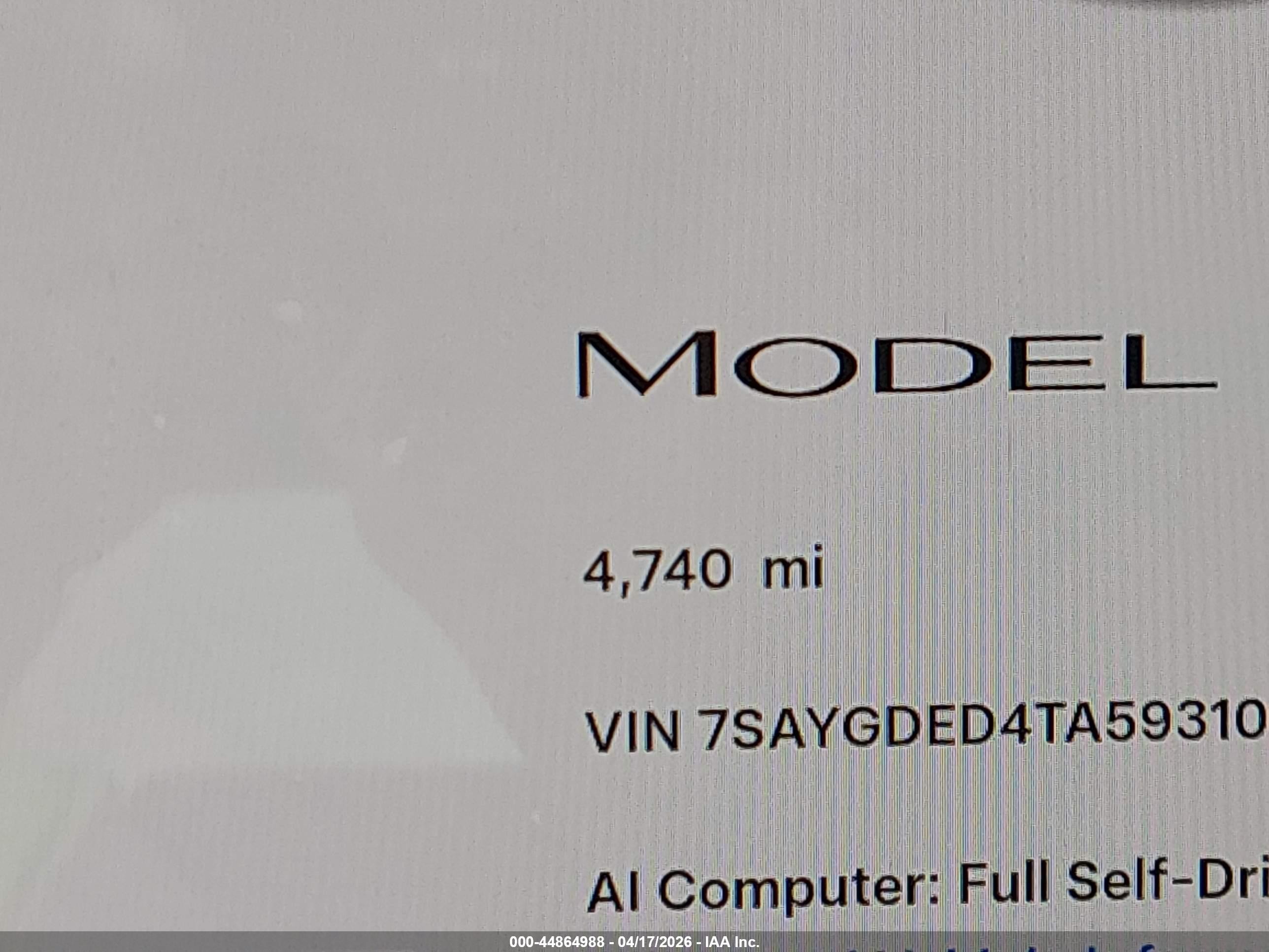 2026 Tesla Model Y Premium Rear-wheel Drive/standard Rear-wheel Drive White vin: 7SAYGDED4TA593109