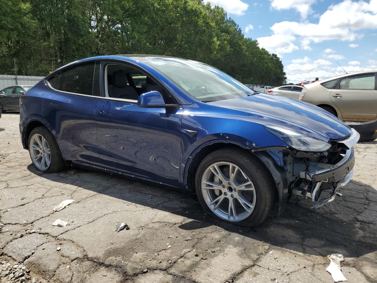 2024 Tesla Model Y  Синий vin: 7SAYGDED5RF077269