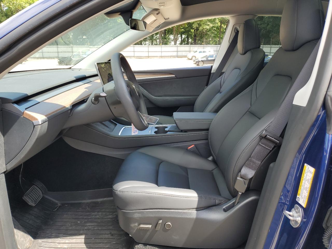 2024 Tesla Model Y  Синий vin: 7SAYGDED5RF077269
