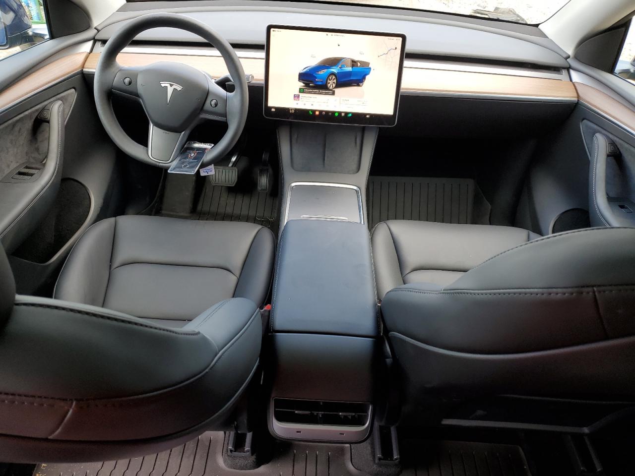 2024 Tesla Model Y  Синий vin: 7SAYGDED5RF077269