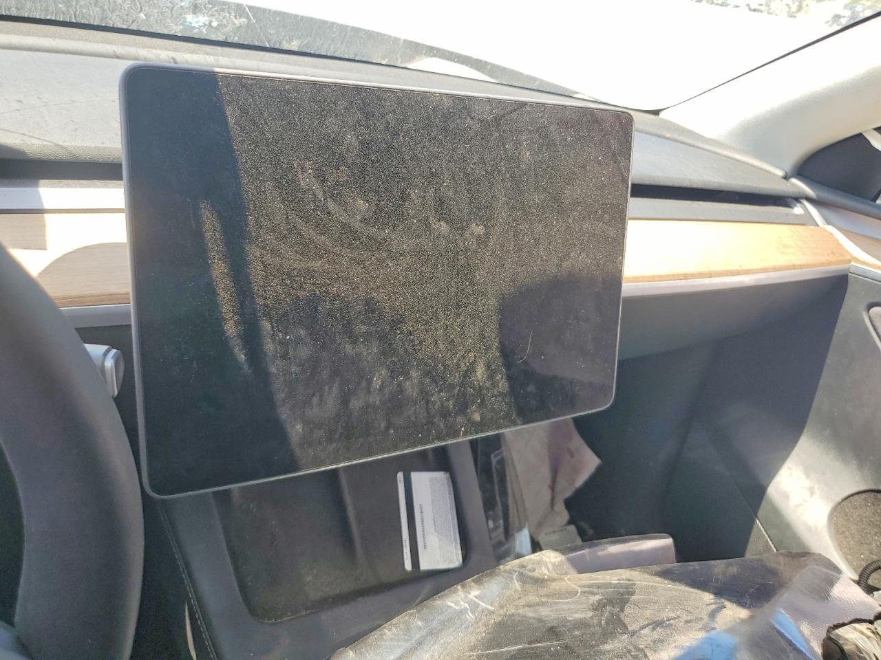 2025 Tesla Model Y Gray vin: 7SAYGDED7SA372568