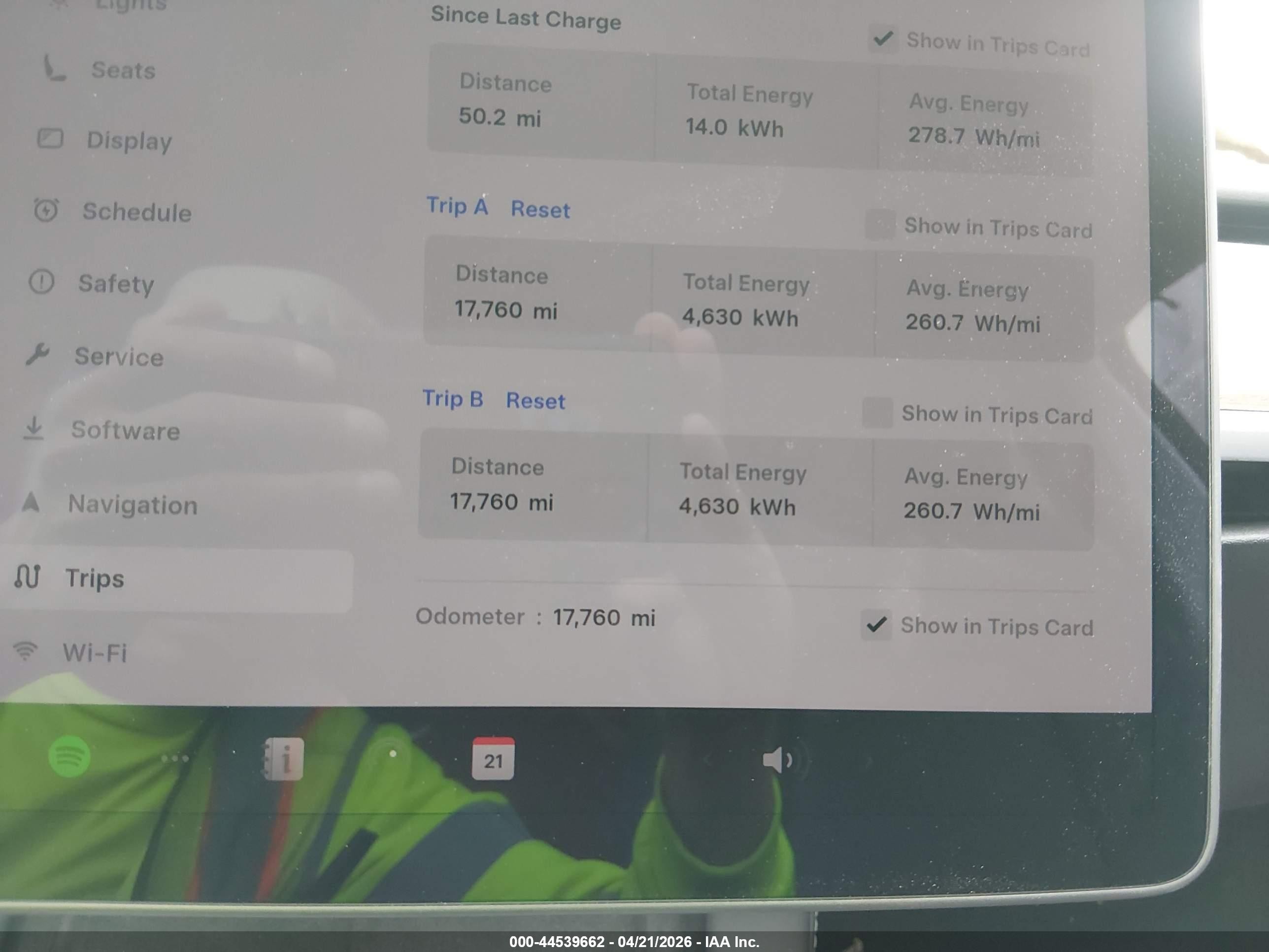 2024 Tesla Model Y Long Range Single Motor Rear-wheel Drive/rwd Gray vin: 7SAYGDED8RF011248