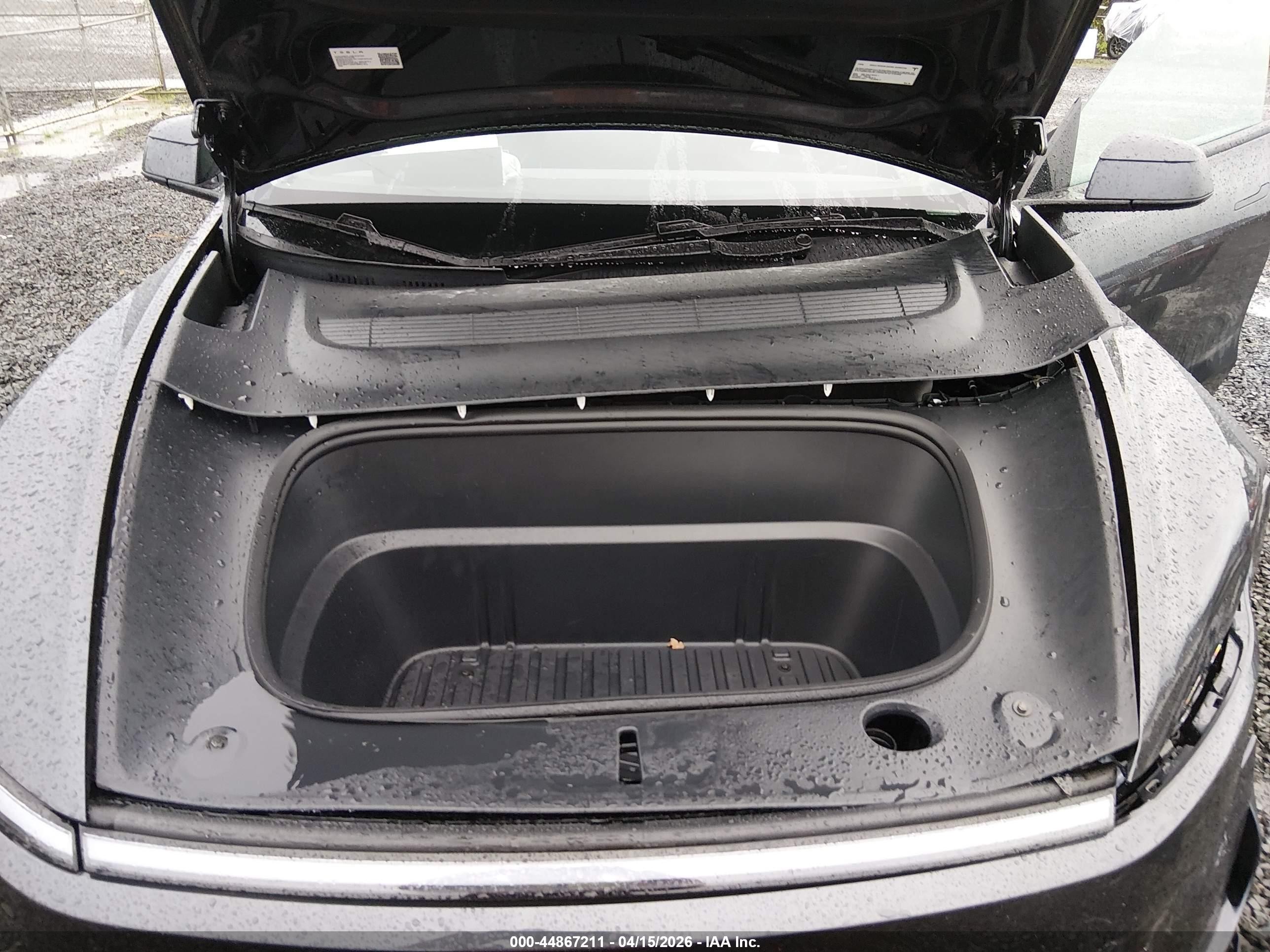 2026 Tesla Model Y Premium Rear-wheel Drive/standard Rear-wheel Drive Gray vin: 7SAYGDED8TF419286