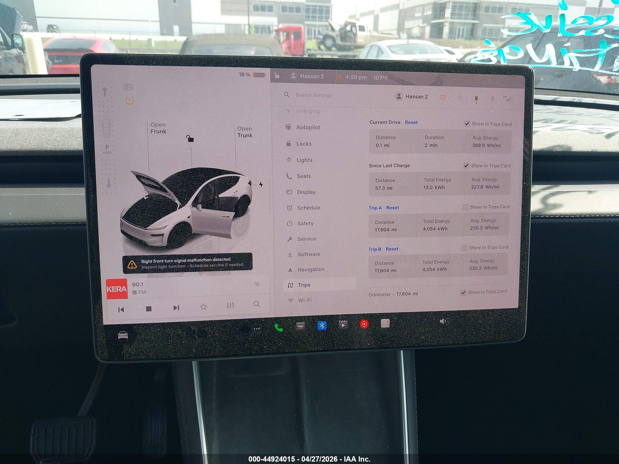 2026 Tesla Model Y Premium Rear-wheel Drive/standard Rear-wheel Drive White vin: 7SAYGDED9TA439656