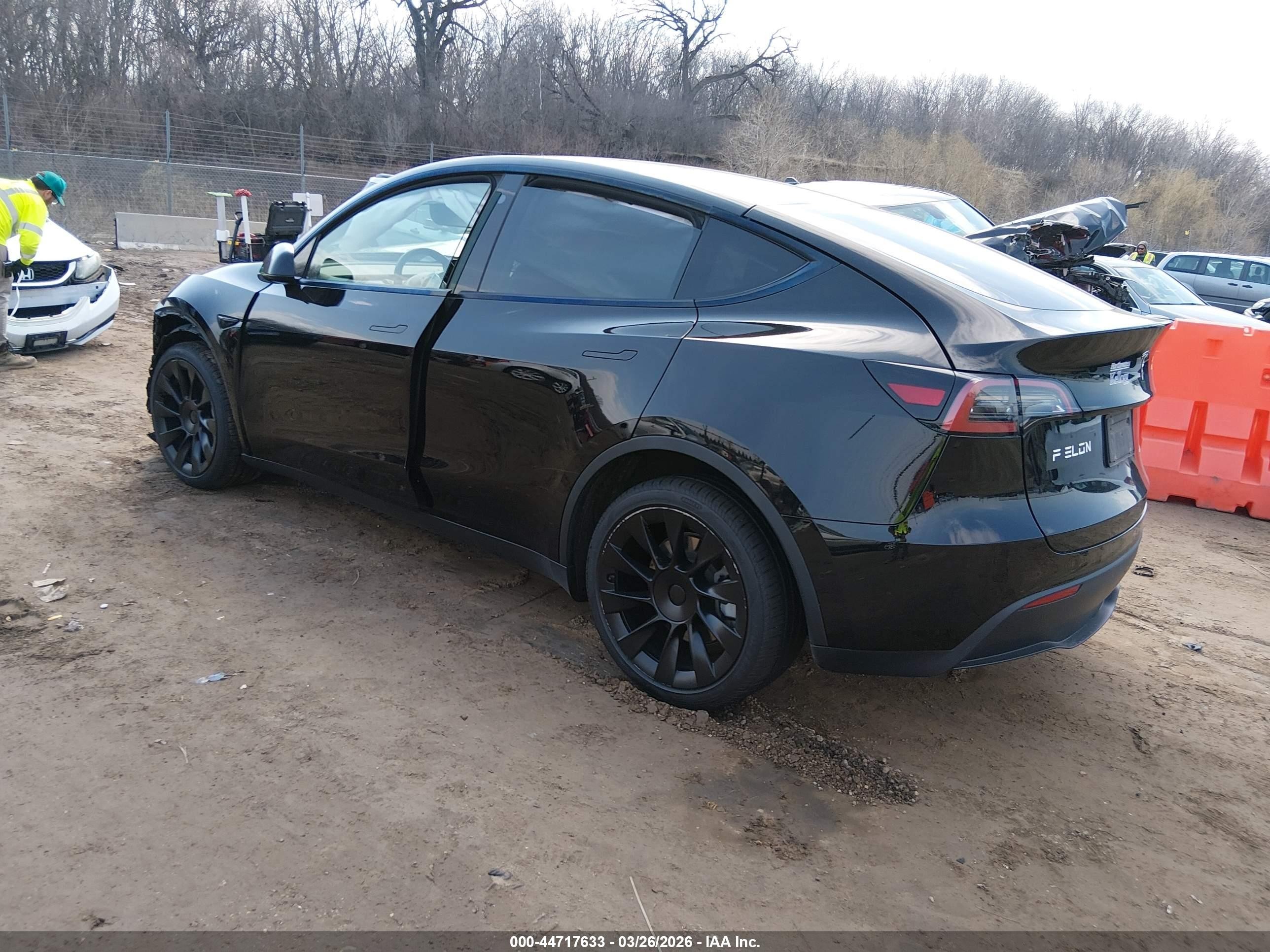 2022 Tesla Model Y Long Range Dual Motor All-wheel Drive Black vin: 7SAYGDEE0NF419861