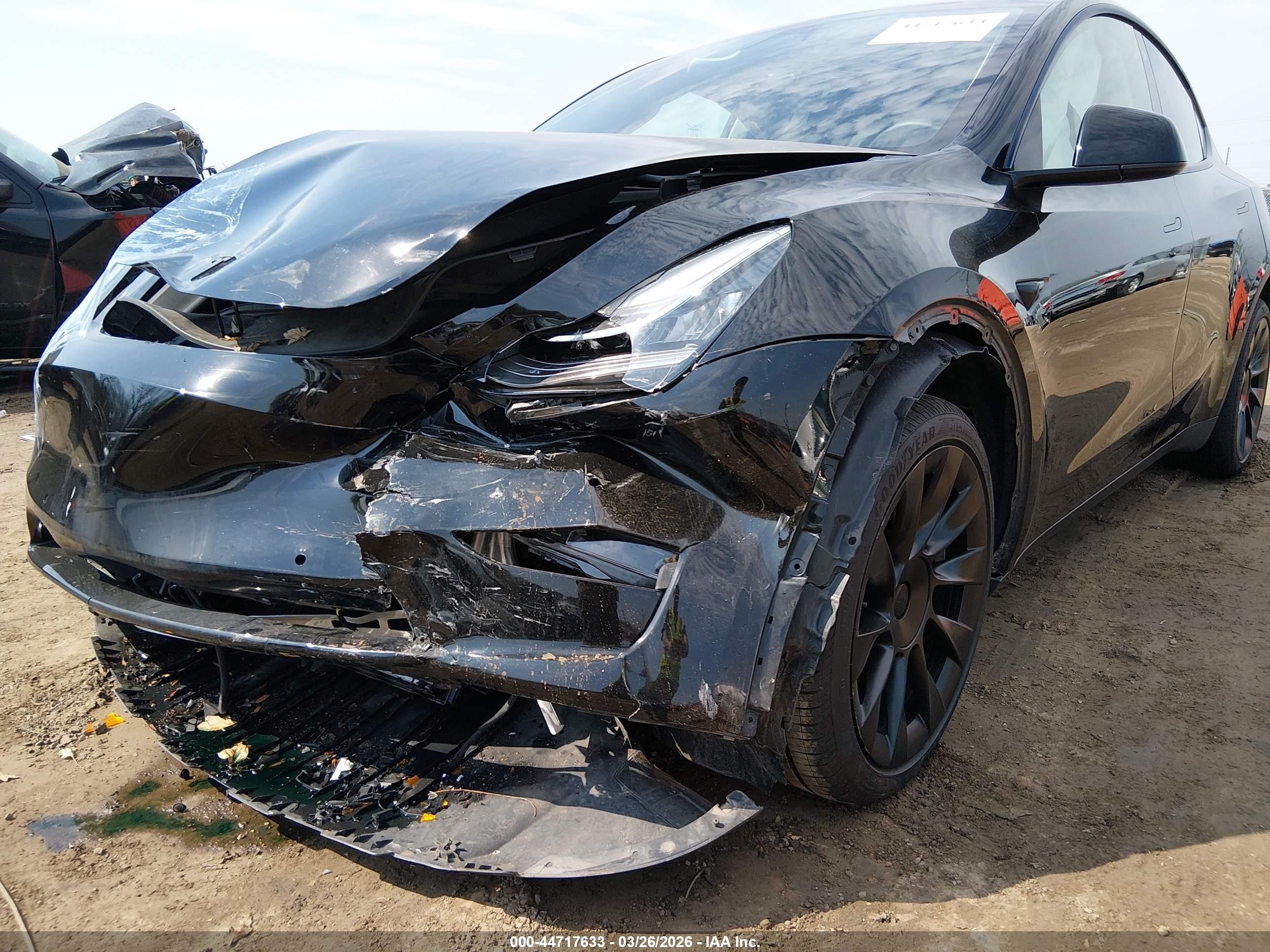 2022 Tesla Model Y Long Range Dual Motor All-wheel Drive Black vin: 7SAYGDEE0NF419861