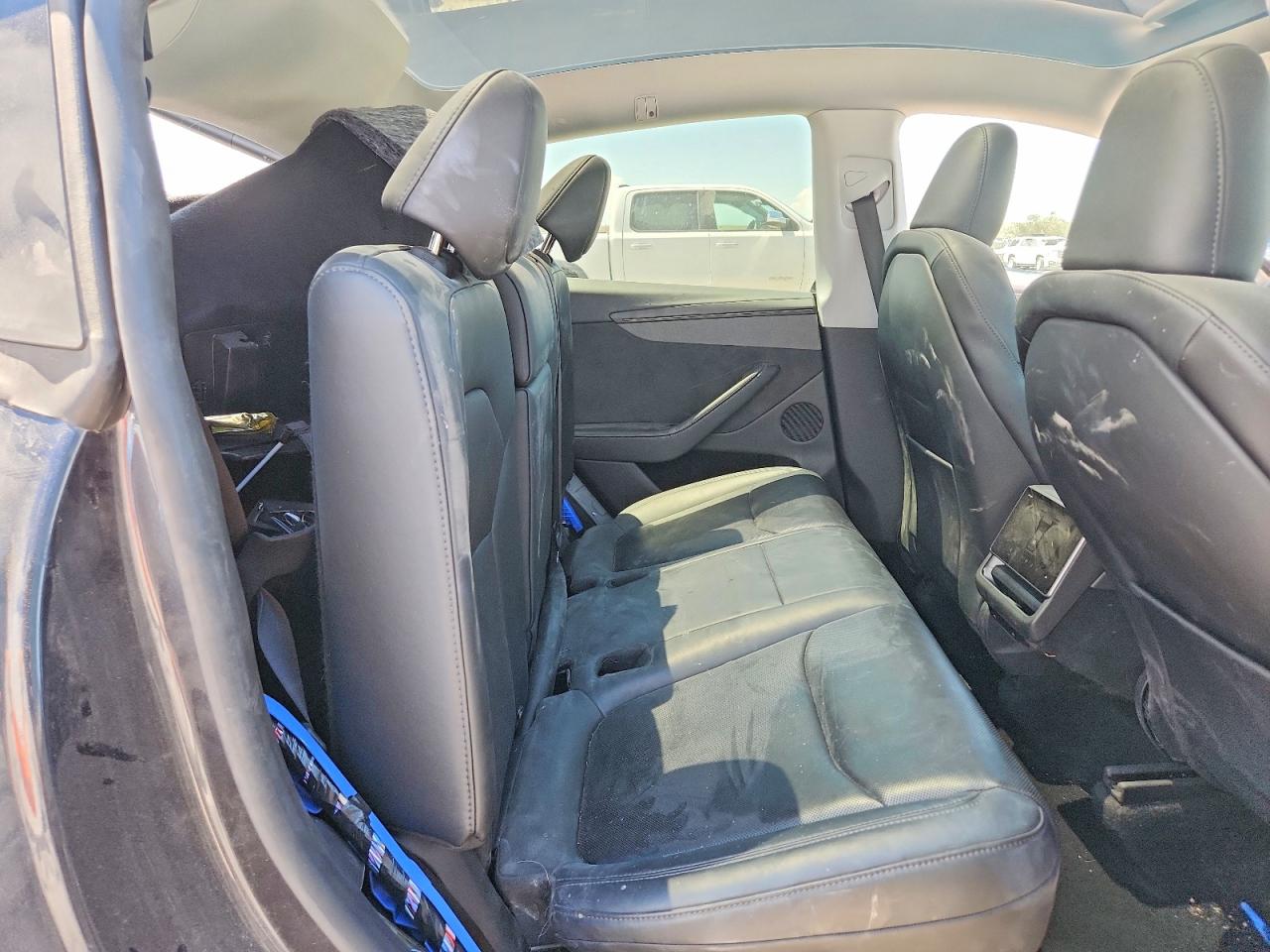 2026 Tesla Model Y Charcoal vin: 7SAYGDEE0TF440707