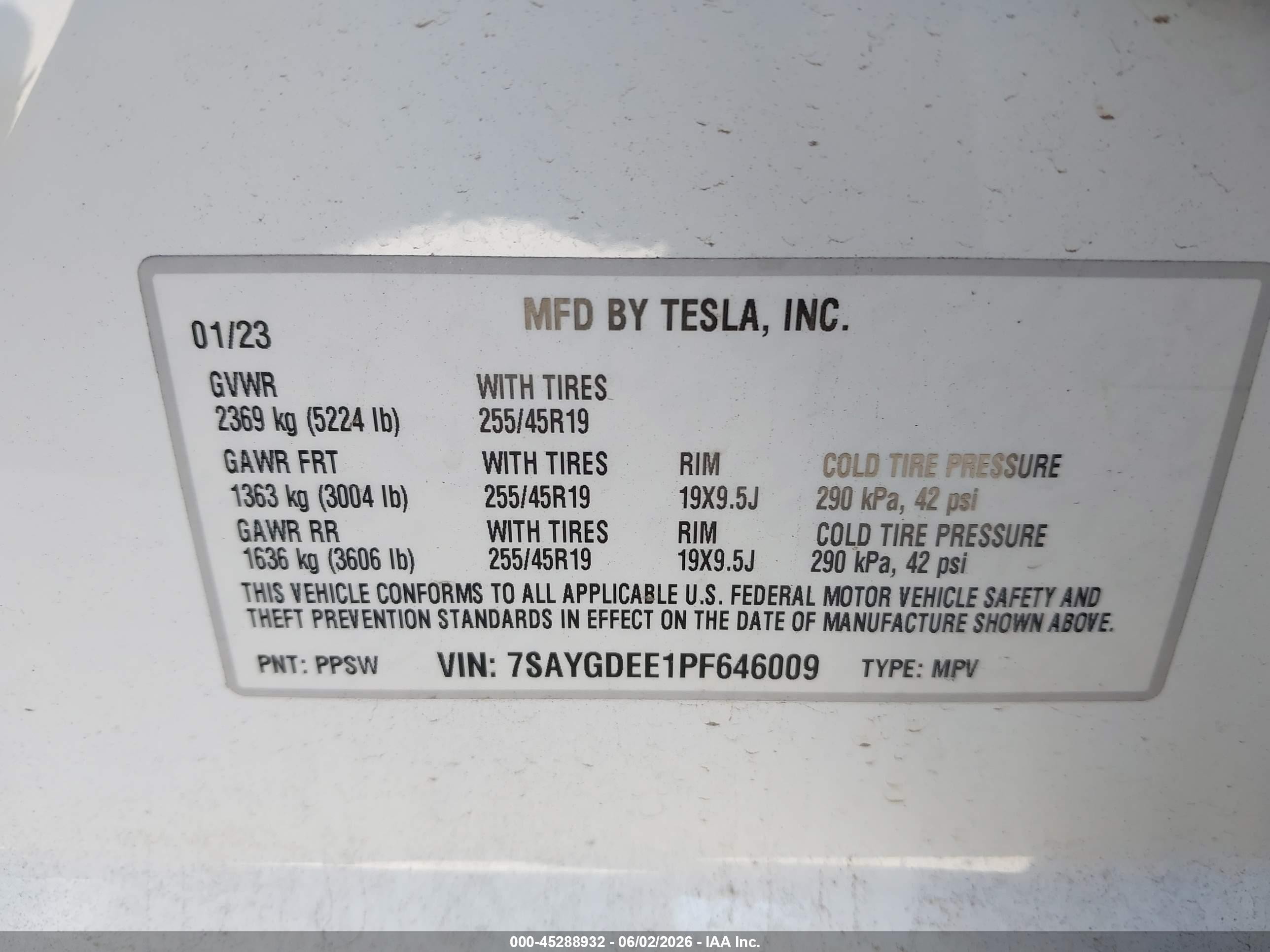 2023 Tesla Model Y Awd/long Range Dual Motor All-wheel Drive White vin: 7SAYGDEE1PF646009