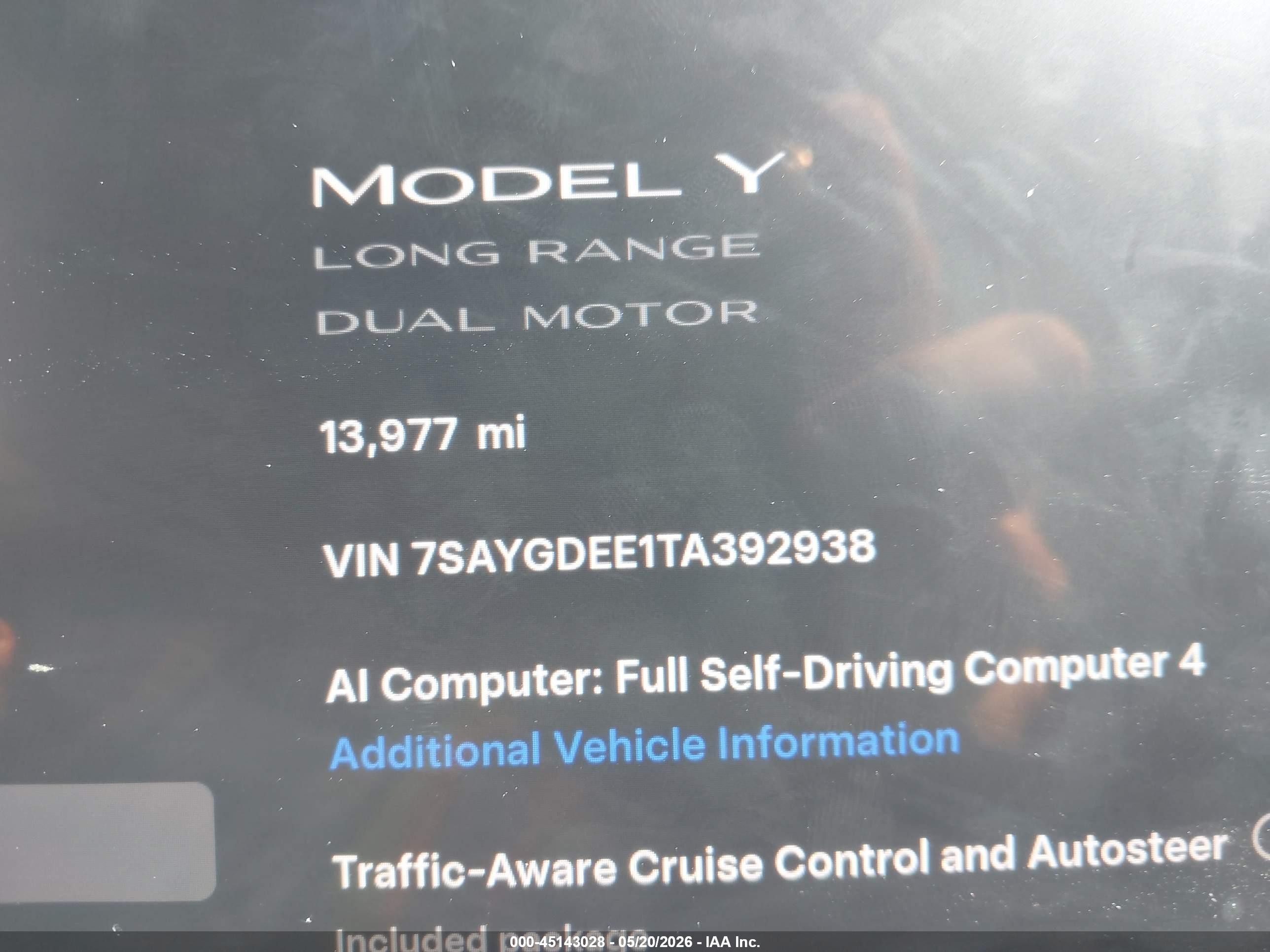2026 Tesla Model Y All-wheel Drive/long Range Launch Series/premium All-wheel Drive Gray vin: 7SAYGDEE1TA392938