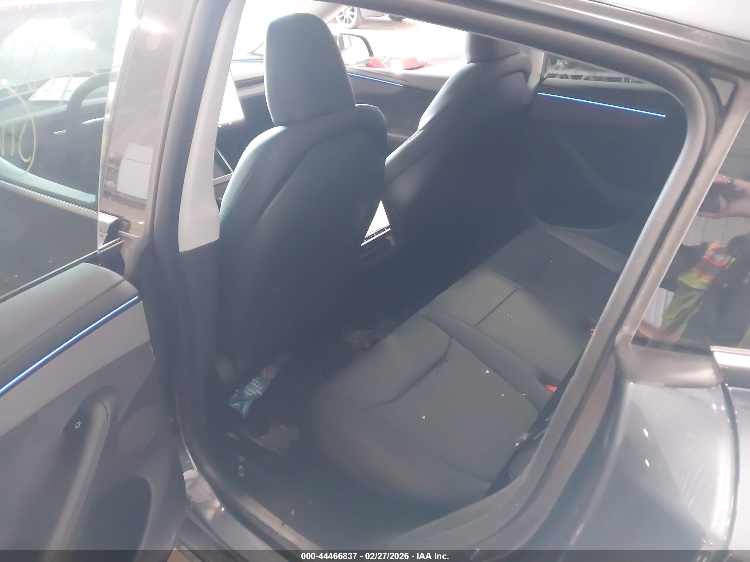 2026 Tesla Model Y Long Range Launch Series/premium All-wheel Drive Gray vin: 7SAYGDEE1TA579564