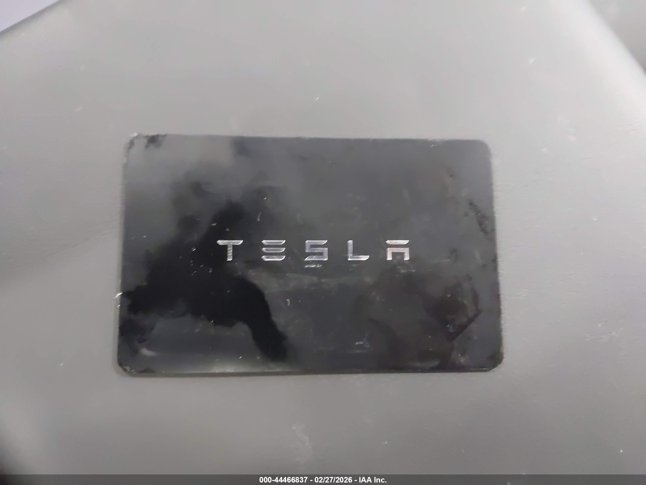 2026 Tesla Model Y Long Range Launch Series/premium All-wheel Drive Gray vin: 7SAYGDEE1TA579564