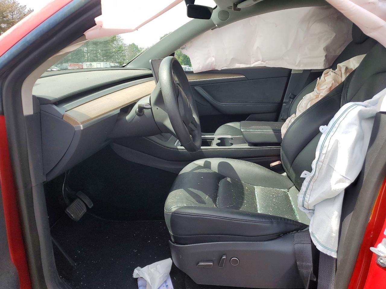 2023 Tesla Model Y Red vin: 7SAYGDEE2PA078883