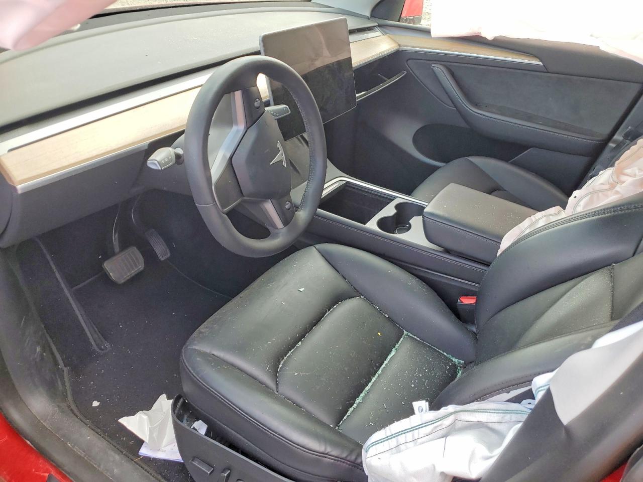 2023 Tesla Model Y Red vin: 7SAYGDEE2PA078883