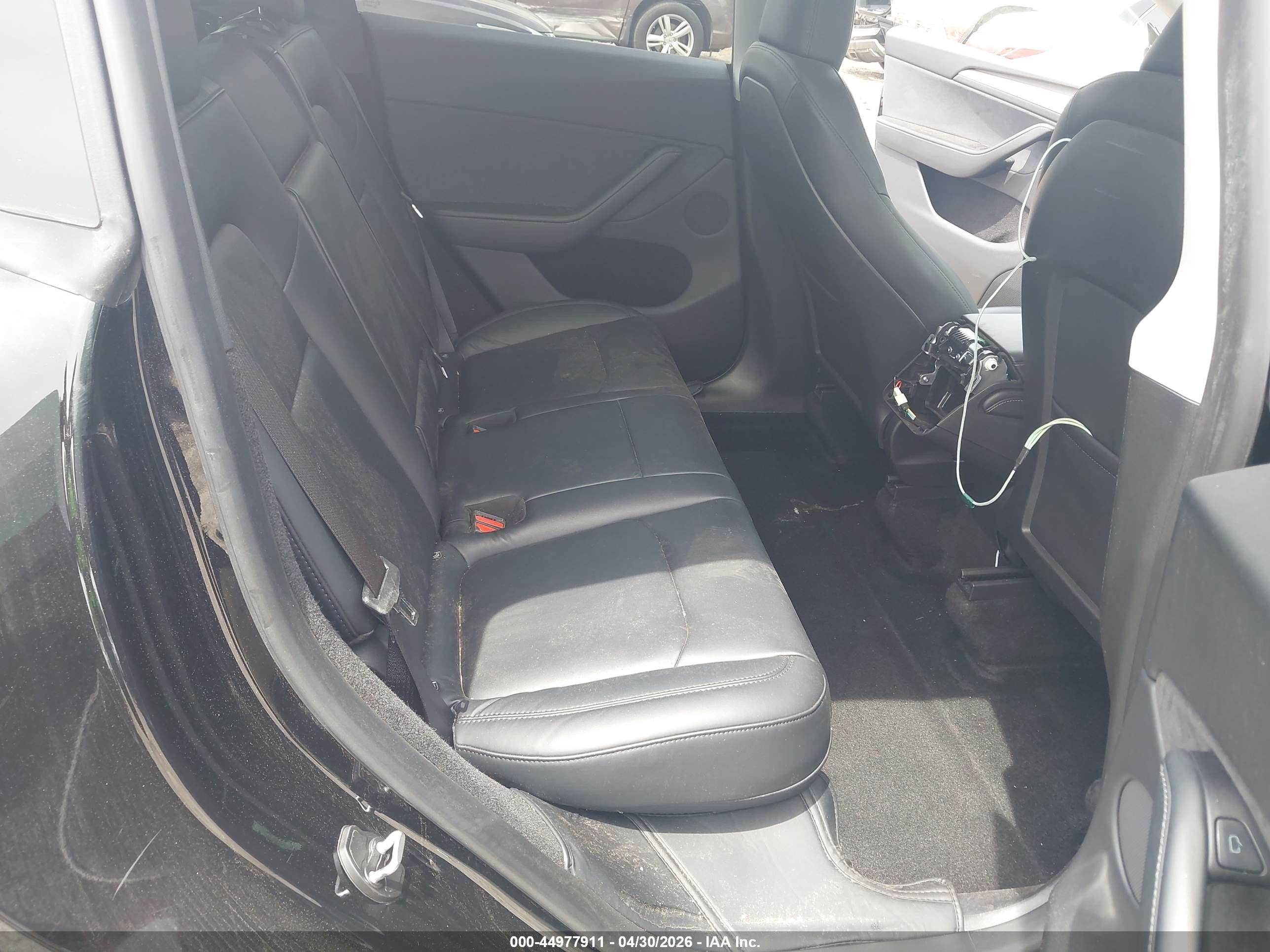 2023 Tesla Model Y Awd/long Range Dual Motor All-wheel Drive Black vin: 7SAYGDEE2PA185352
