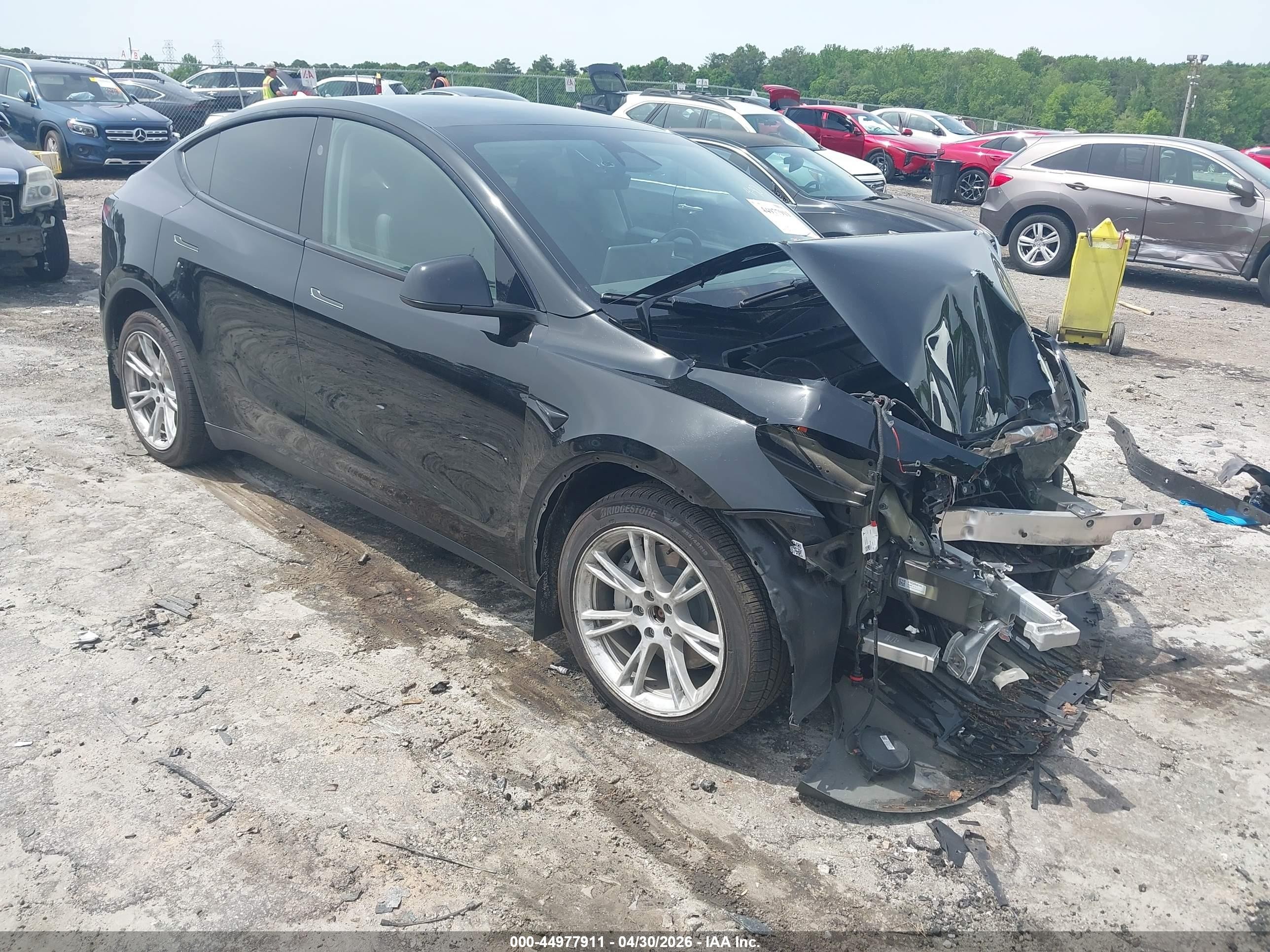 2023 Tesla Model Y Awd/long Range Dual Motor All-wheel Drive Black vin: 7SAYGDEE2PA185352