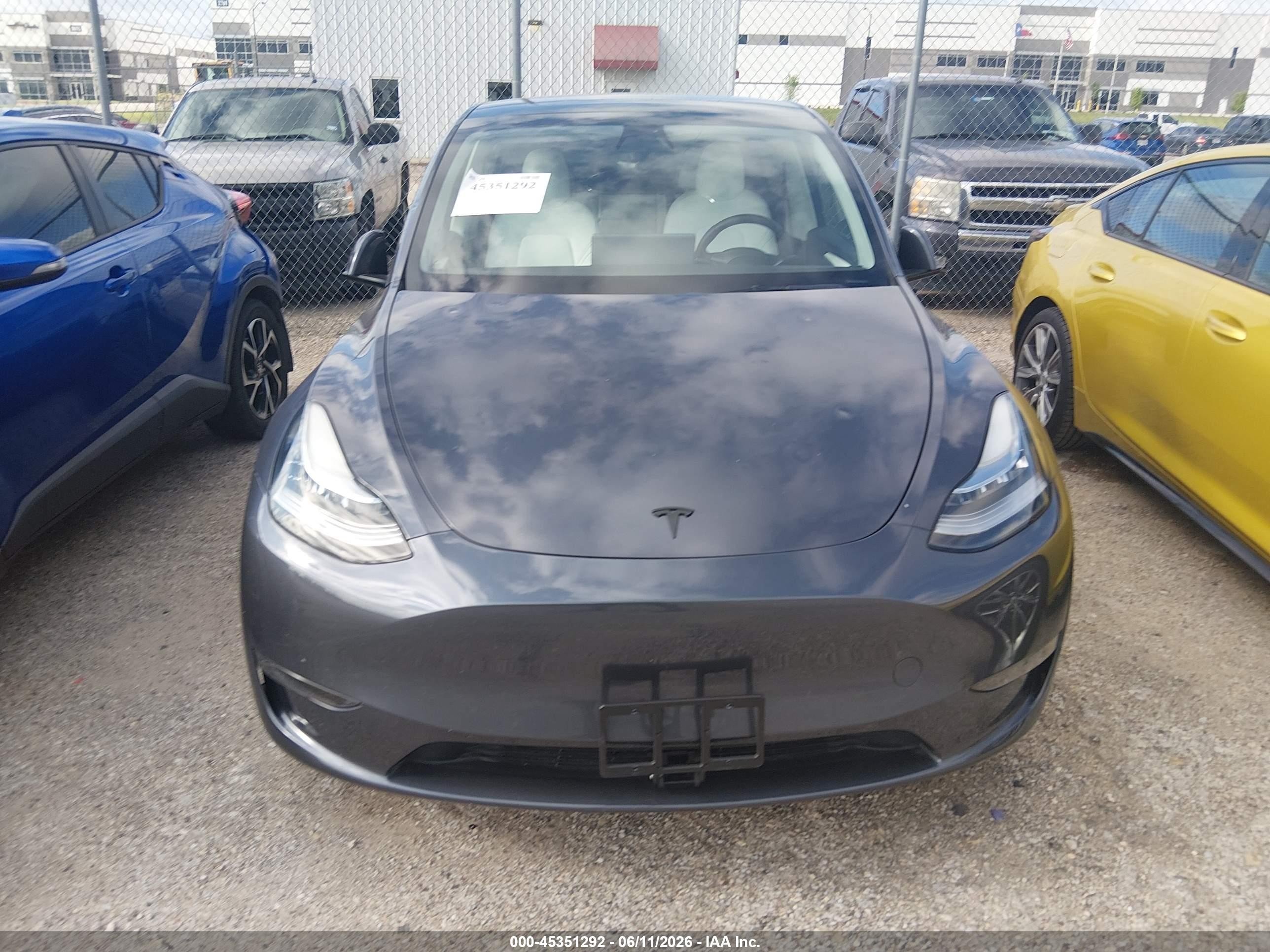 2023 Tesla Model Y Awd/long Range Dual Motor All-wheel Drive Gray vin: 7SAYGDEE2PF617330