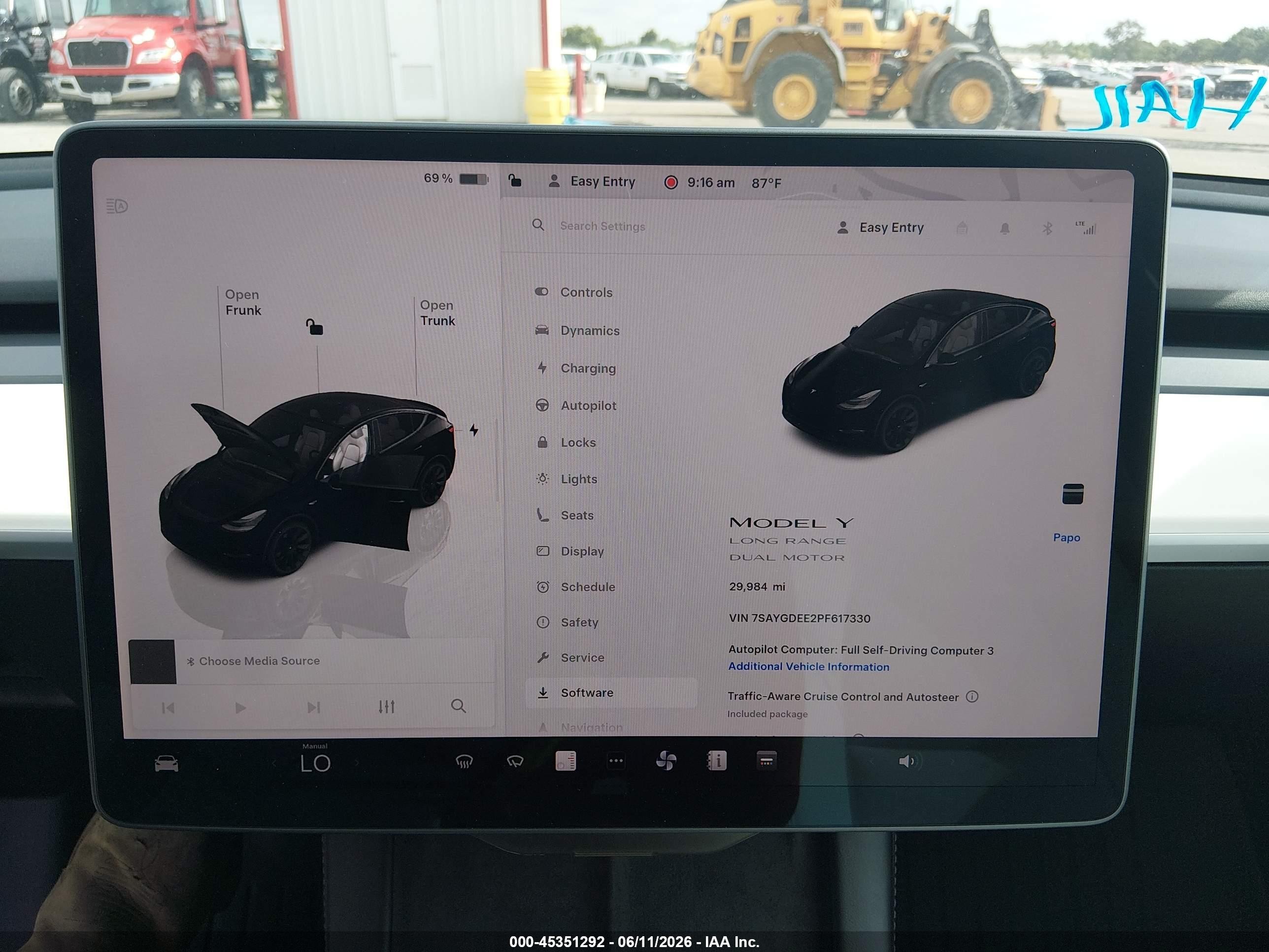 2023 Tesla Model Y Awd/long Range Dual Motor All-wheel Drive Gray vin: 7SAYGDEE2PF617330