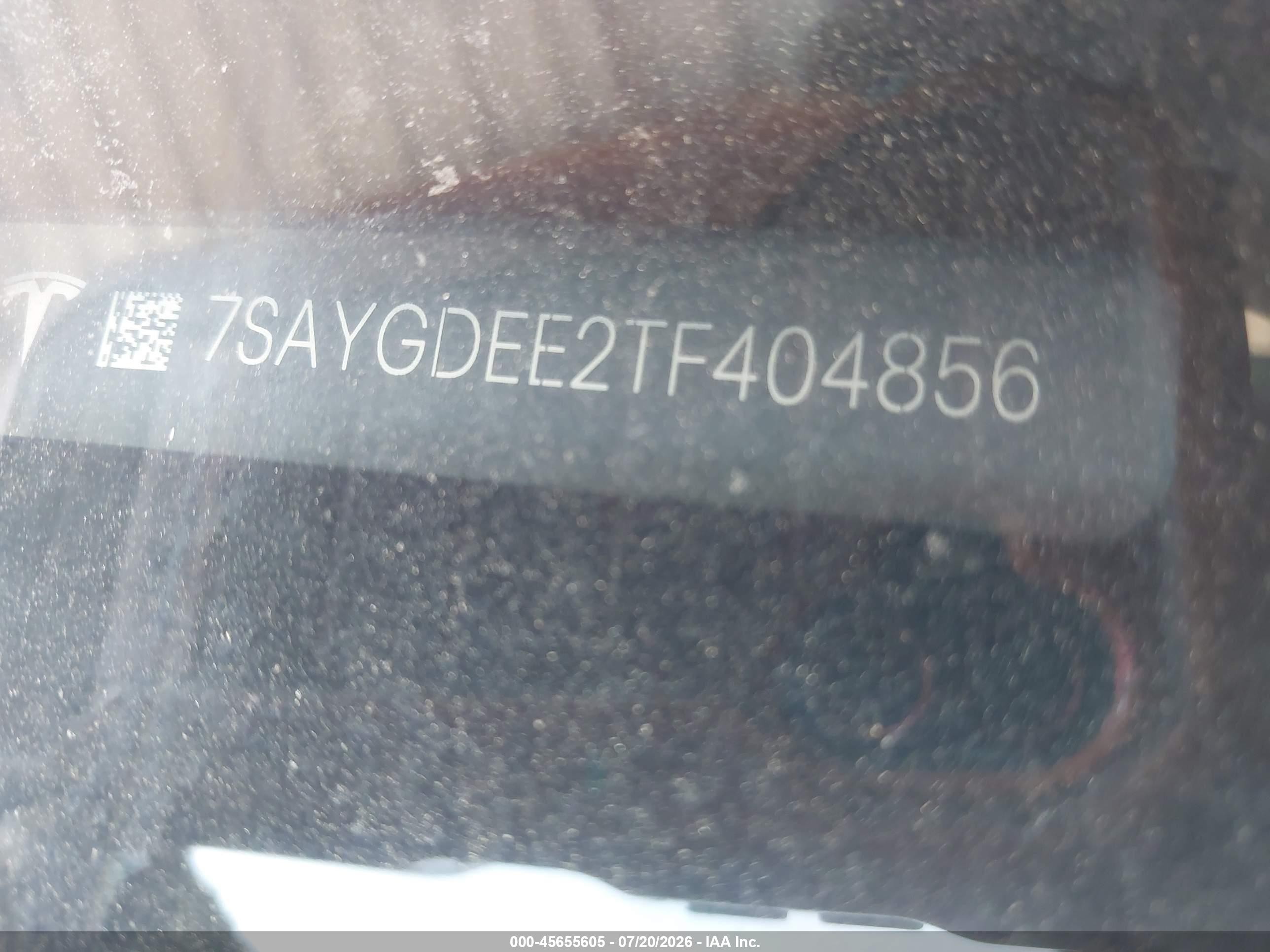 2026 Tesla Model Y All-wheel Drive/long Range Launch Series/premium All-wheel Drive Silver vin: 7SAYGDEE2TF404856