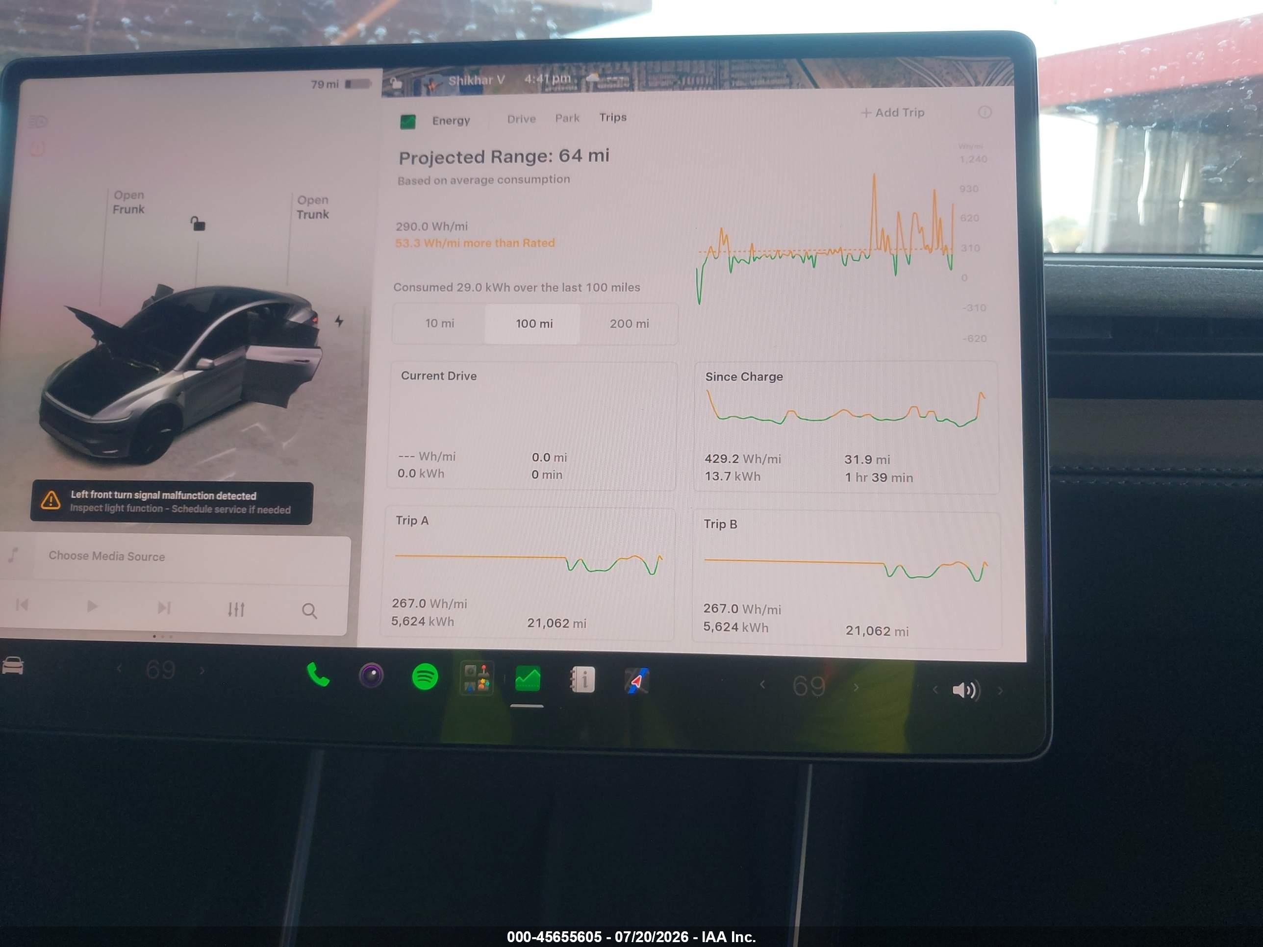 2026 Tesla Model Y All-wheel Drive/long Range Launch Series/premium All-wheel Drive Silver vin: 7SAYGDEE2TF404856