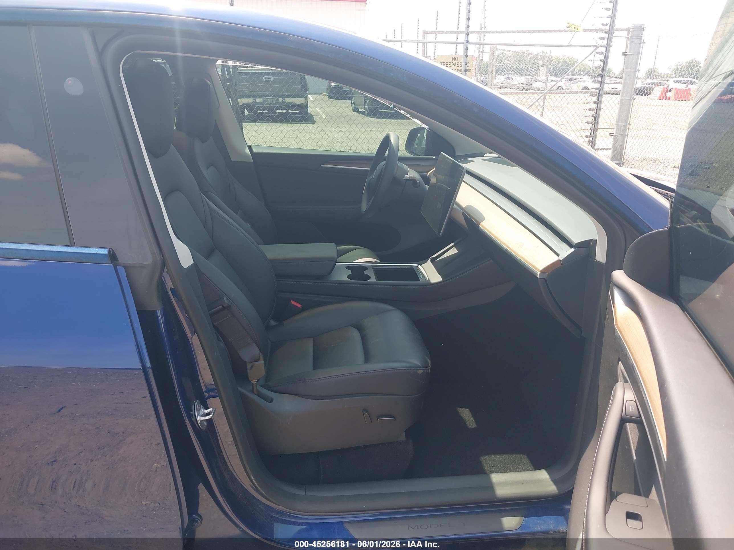 2023 Tesla Model Y Awd/long Range Dual Motor All-wheel Drive Blue vin: 7SAYGDEE3PF806763