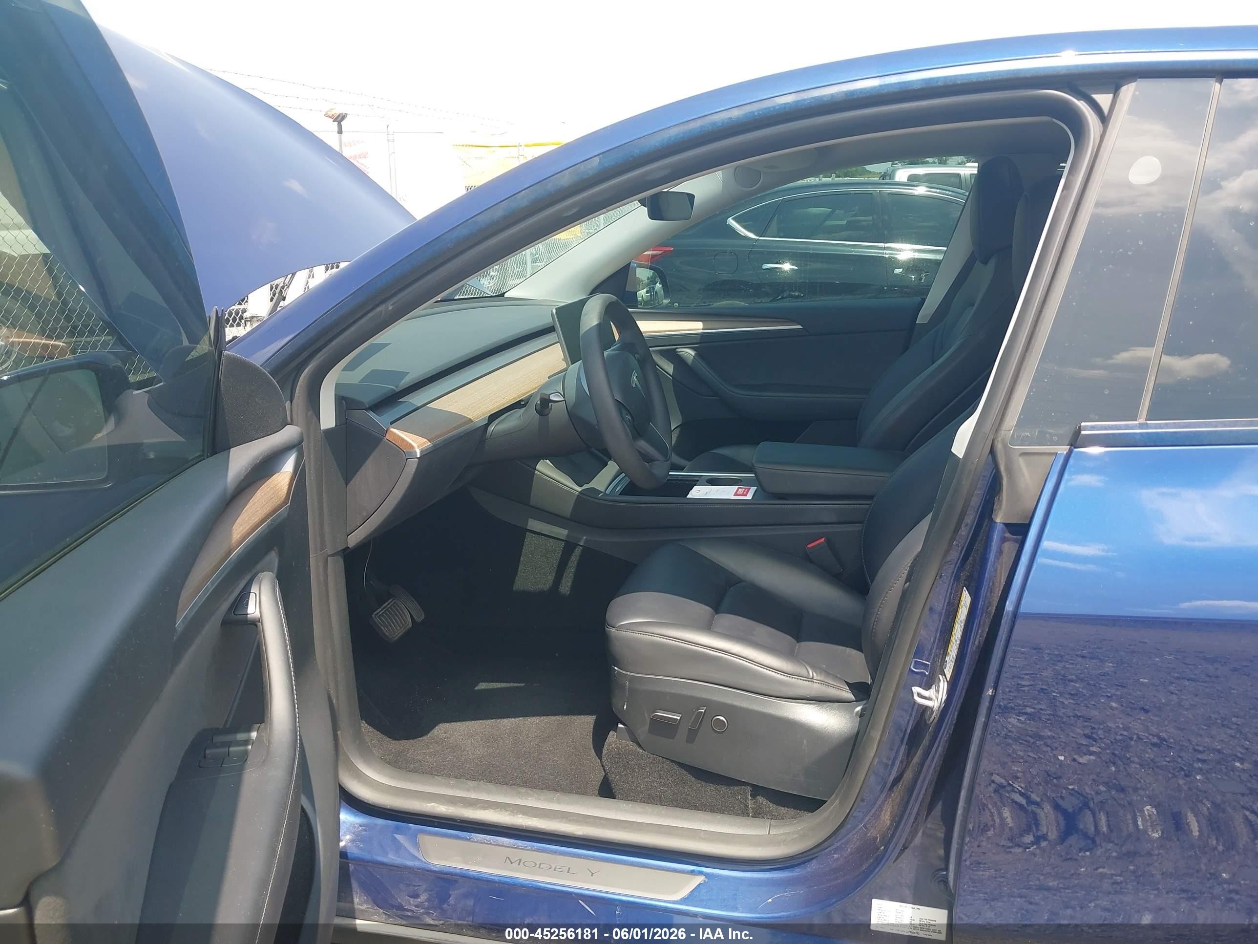2023 Tesla Model Y Awd/long Range Dual Motor All-wheel Drive Blue vin: 7SAYGDEE3PF806763