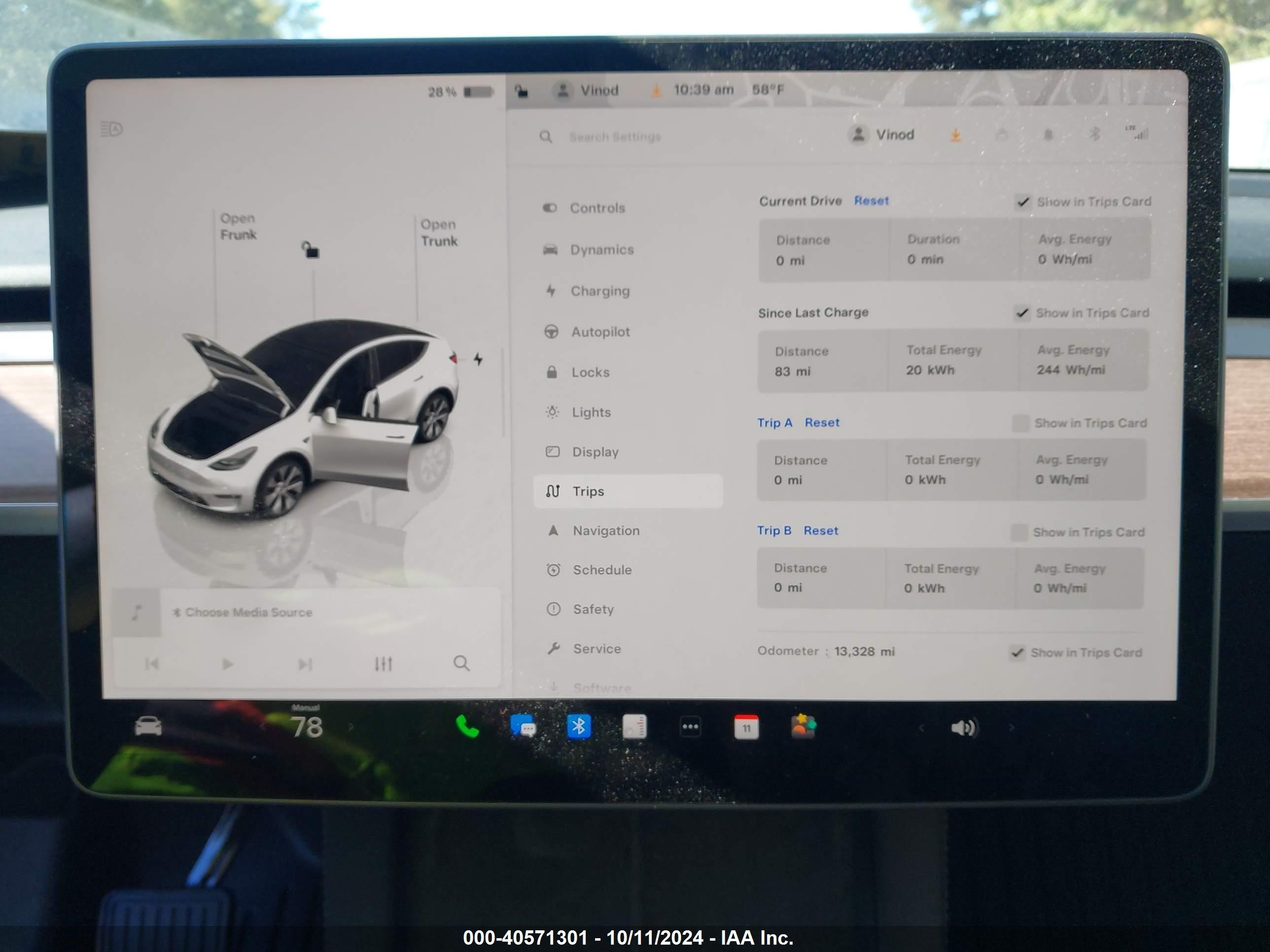 2024 Tesla Model Y Long Range Dual Motor All-wheel Drive Белый vin: 7SAYGDEE3RF007794