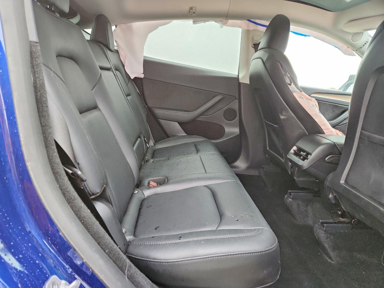 2023 Tesla Model Y Blue vin: 7SAYGDEE4PF841764