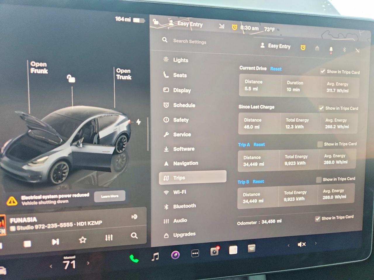 2023 Tesla Model Y Gray vin: 7SAYGDEE5PA044937